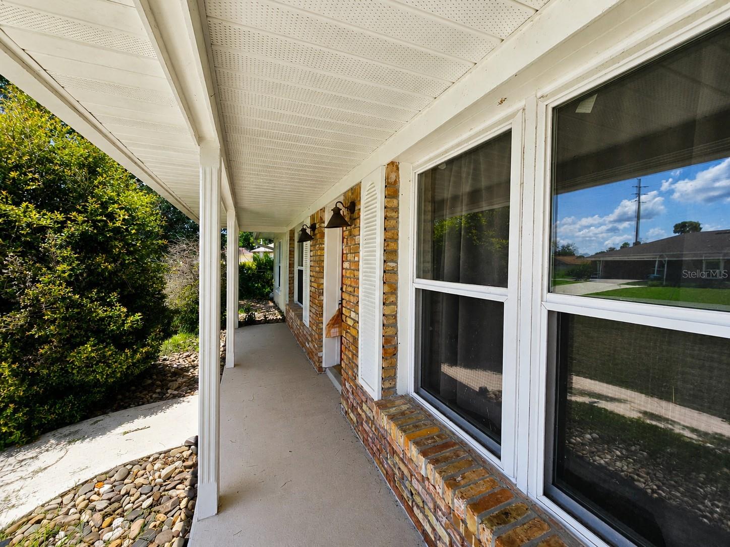 DELTONA LAKES UN 11 - Residential