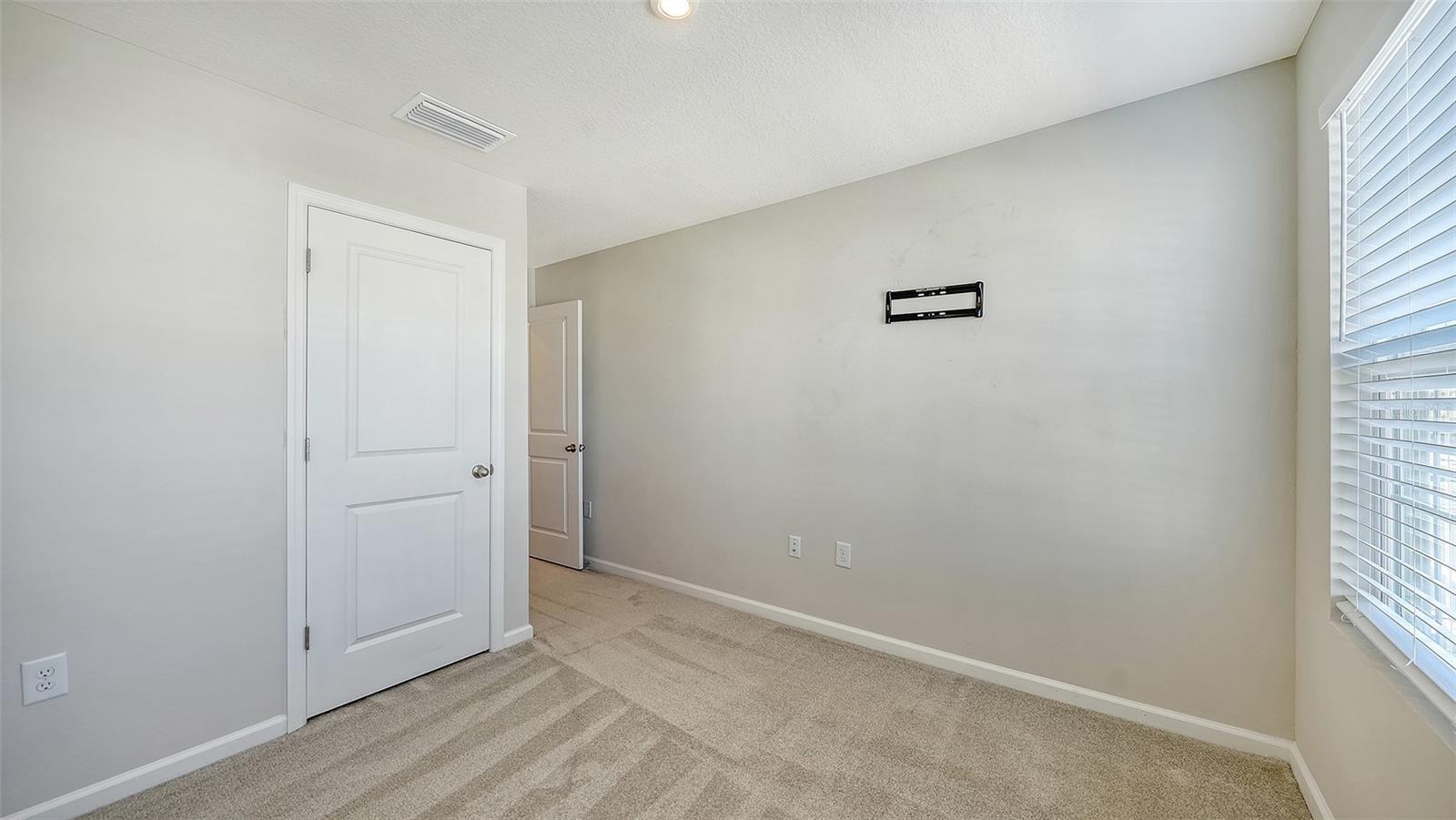 AVALON WOODS - Residential
