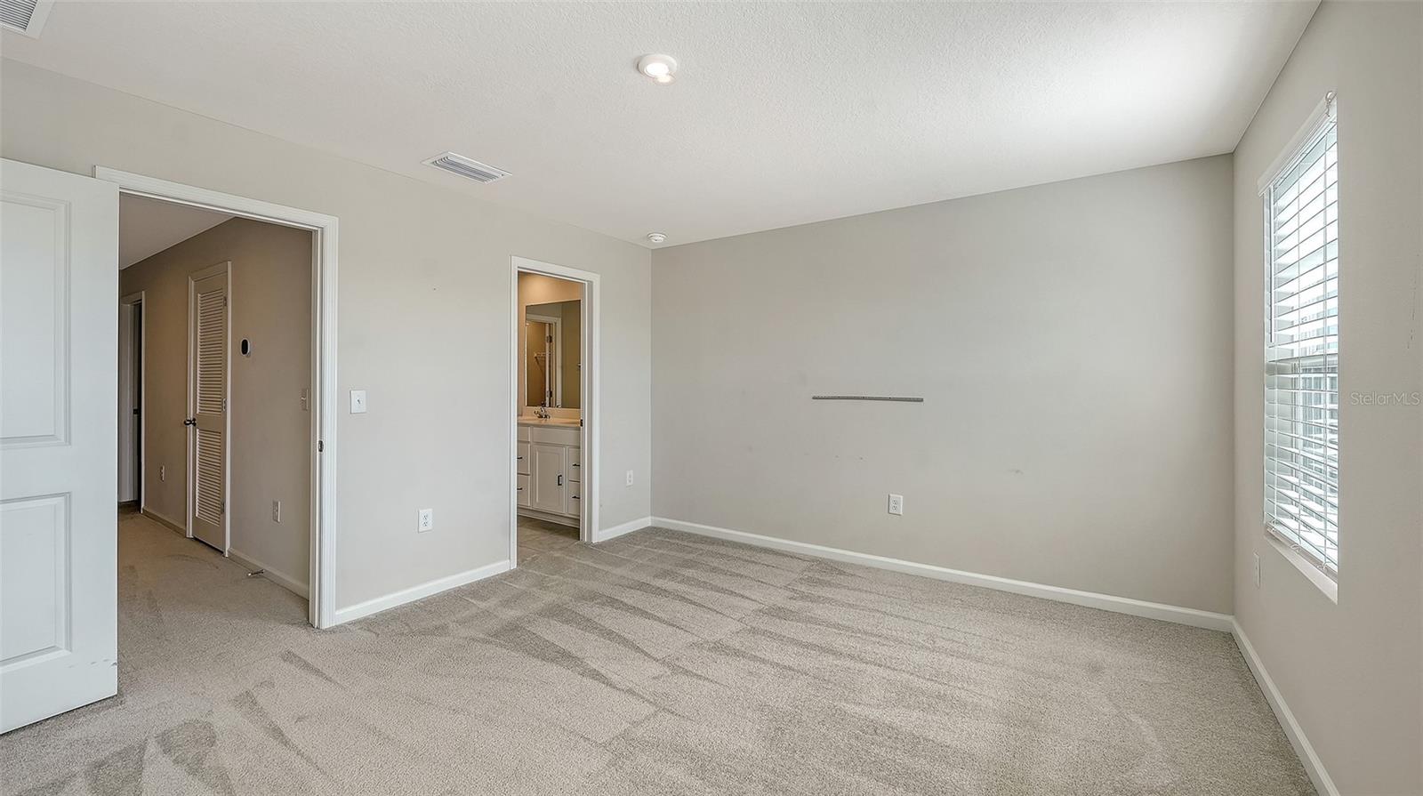 AVALON WOODS - Residential