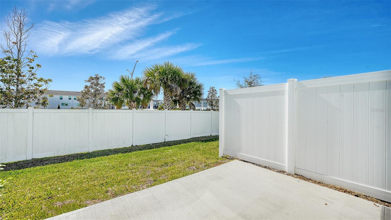 AVALON WOODS - Residential