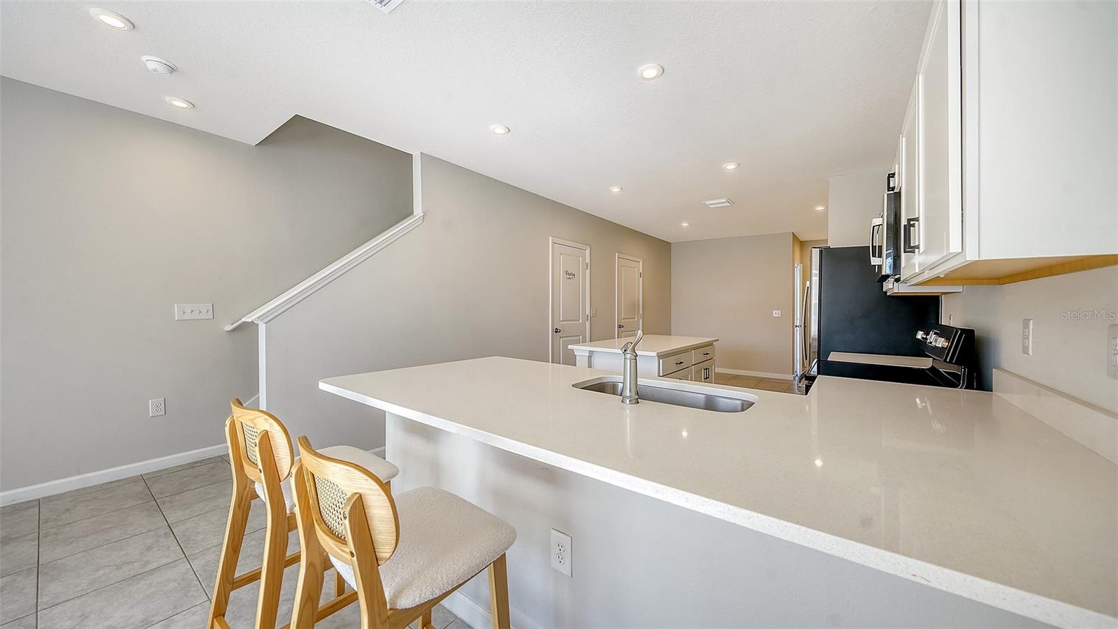 AVALON WOODS - Residential