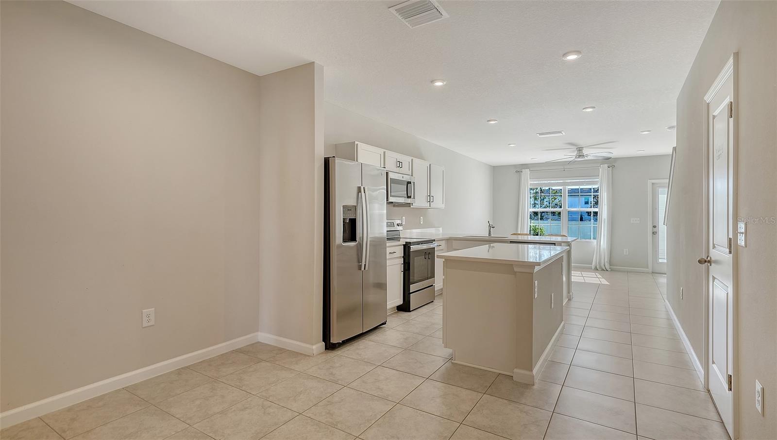 AVALON WOODS - Residential