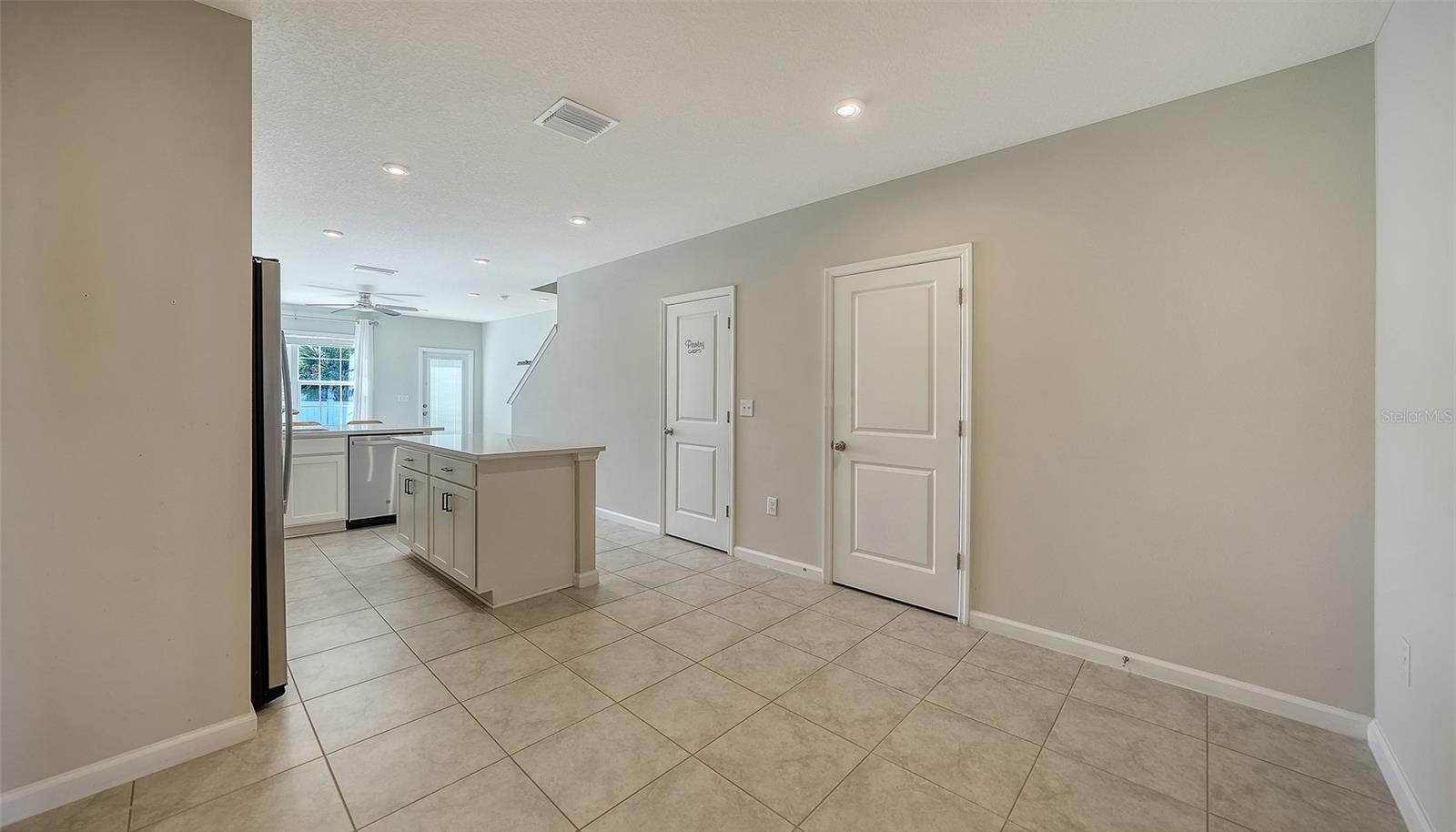 AVALON WOODS - Residential
