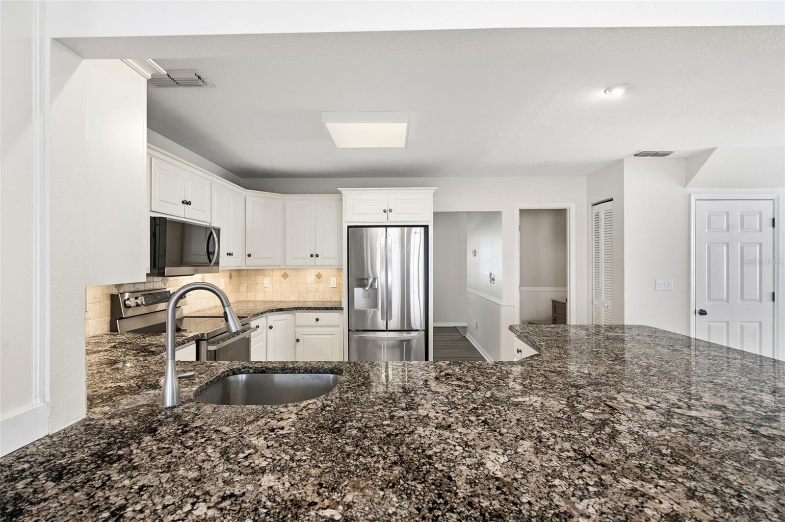 ESPIRITU SANTO SPGS - Residential Lease