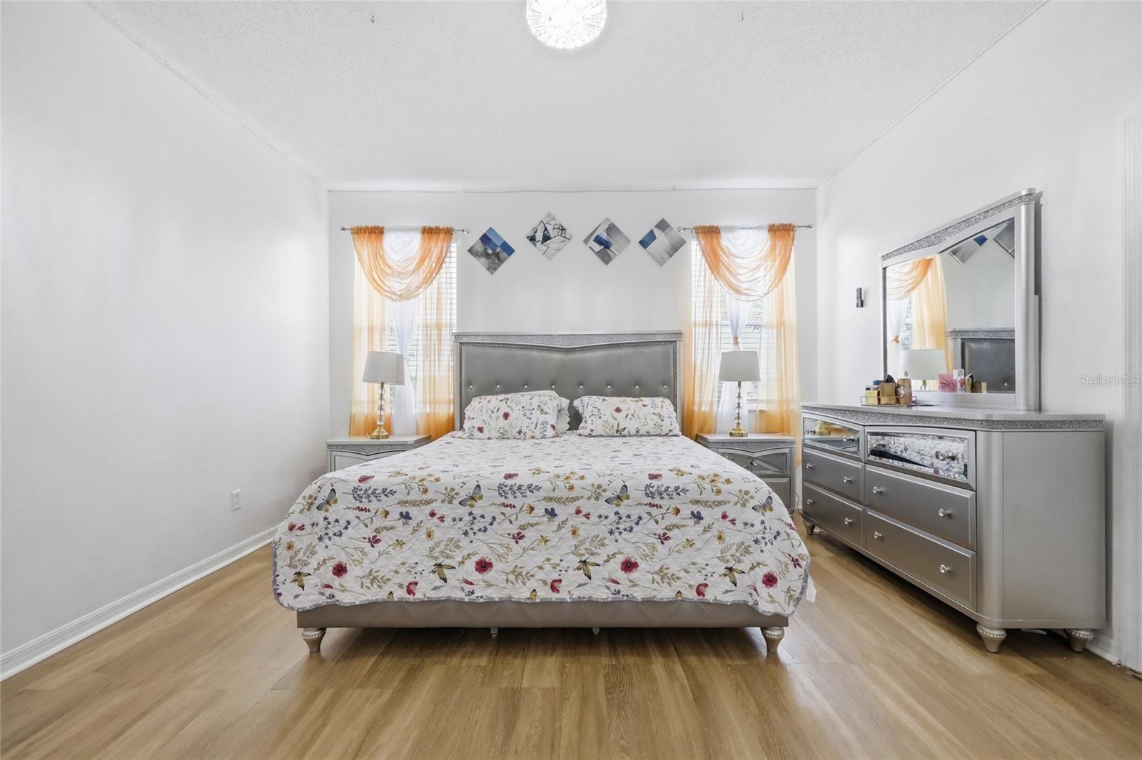 OAK LNDG - Residential