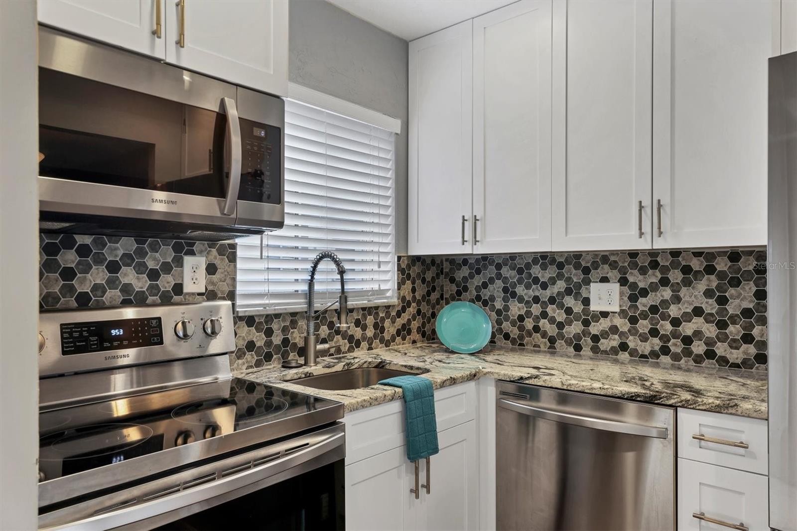 SARABAY COVES - Residential