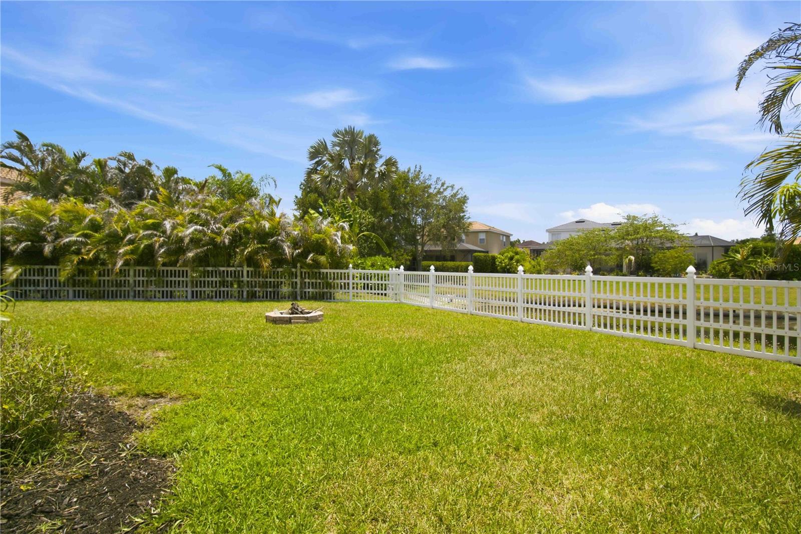 VILLAGES AT PINETREE MARSH PINE ENCLAVE - Residential