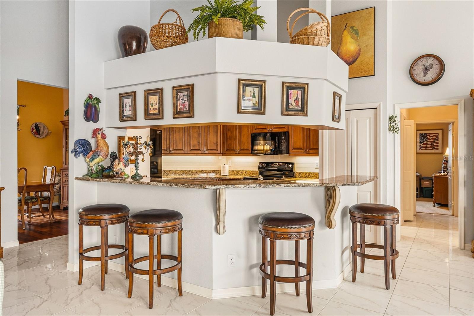 CALUSA LAKES - Residential