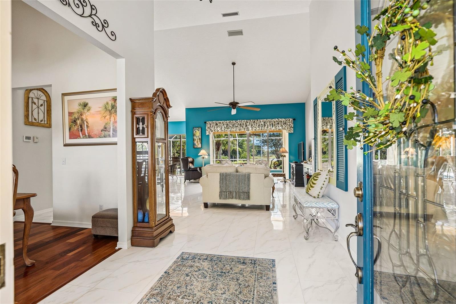CALUSA LAKES - Residential