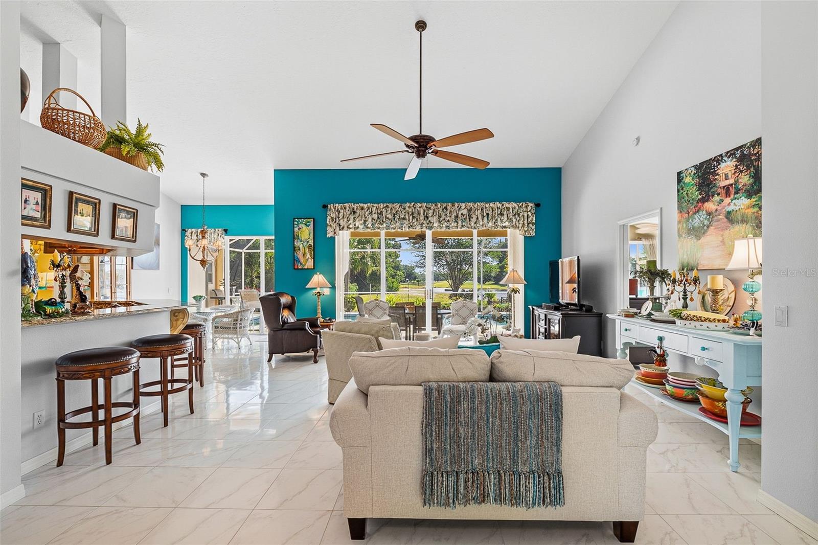 CALUSA LAKES - Residential