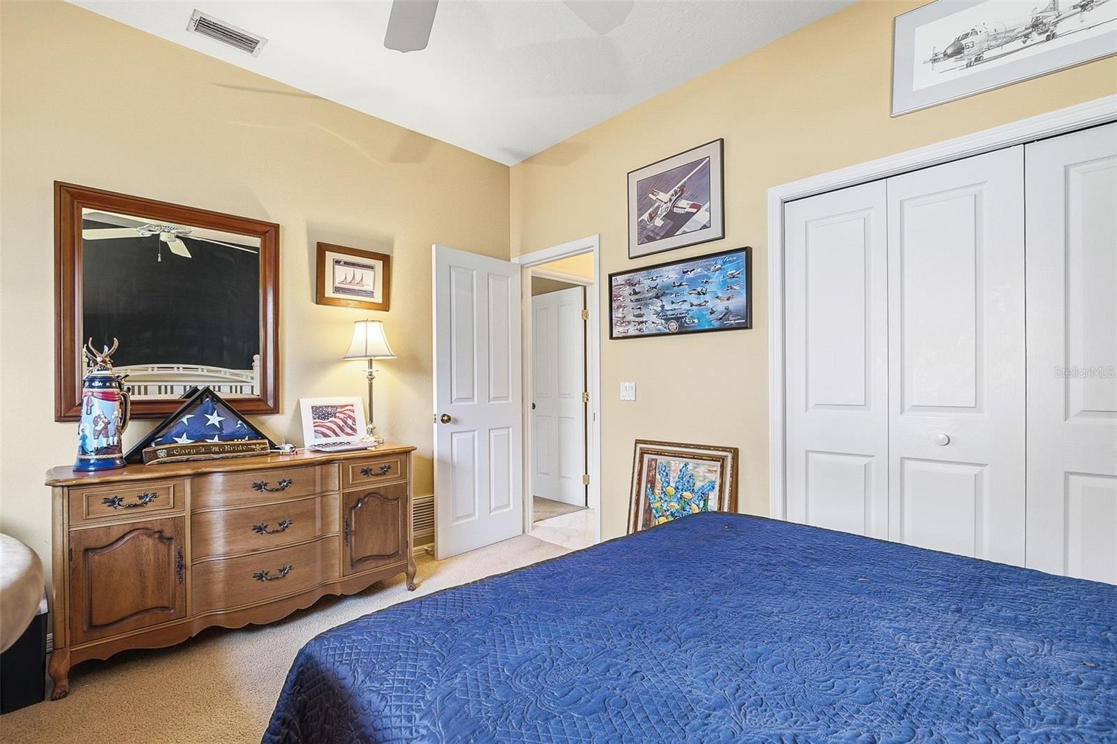 CALUSA LAKES - Residential