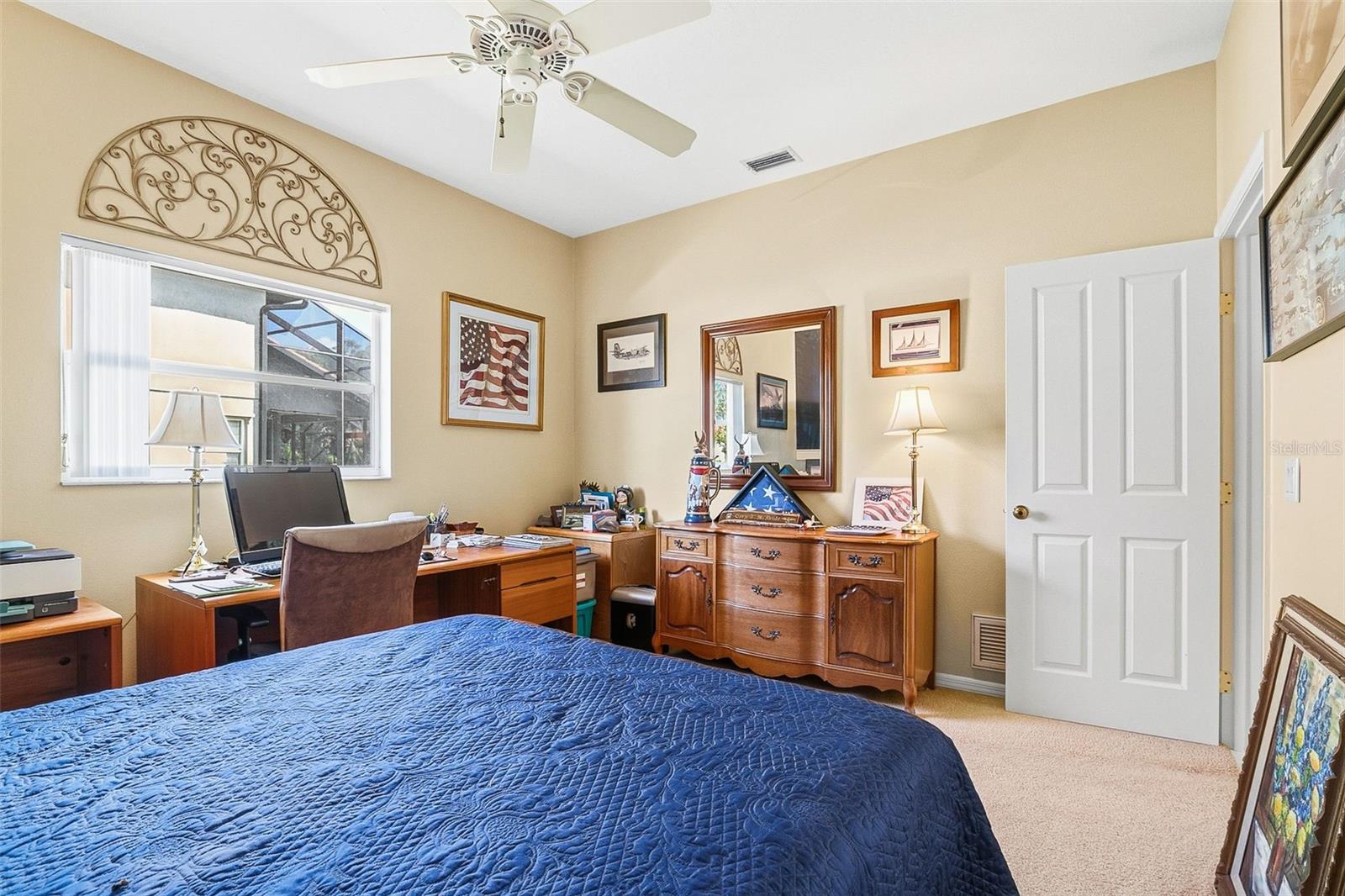 CALUSA LAKES - Residential
