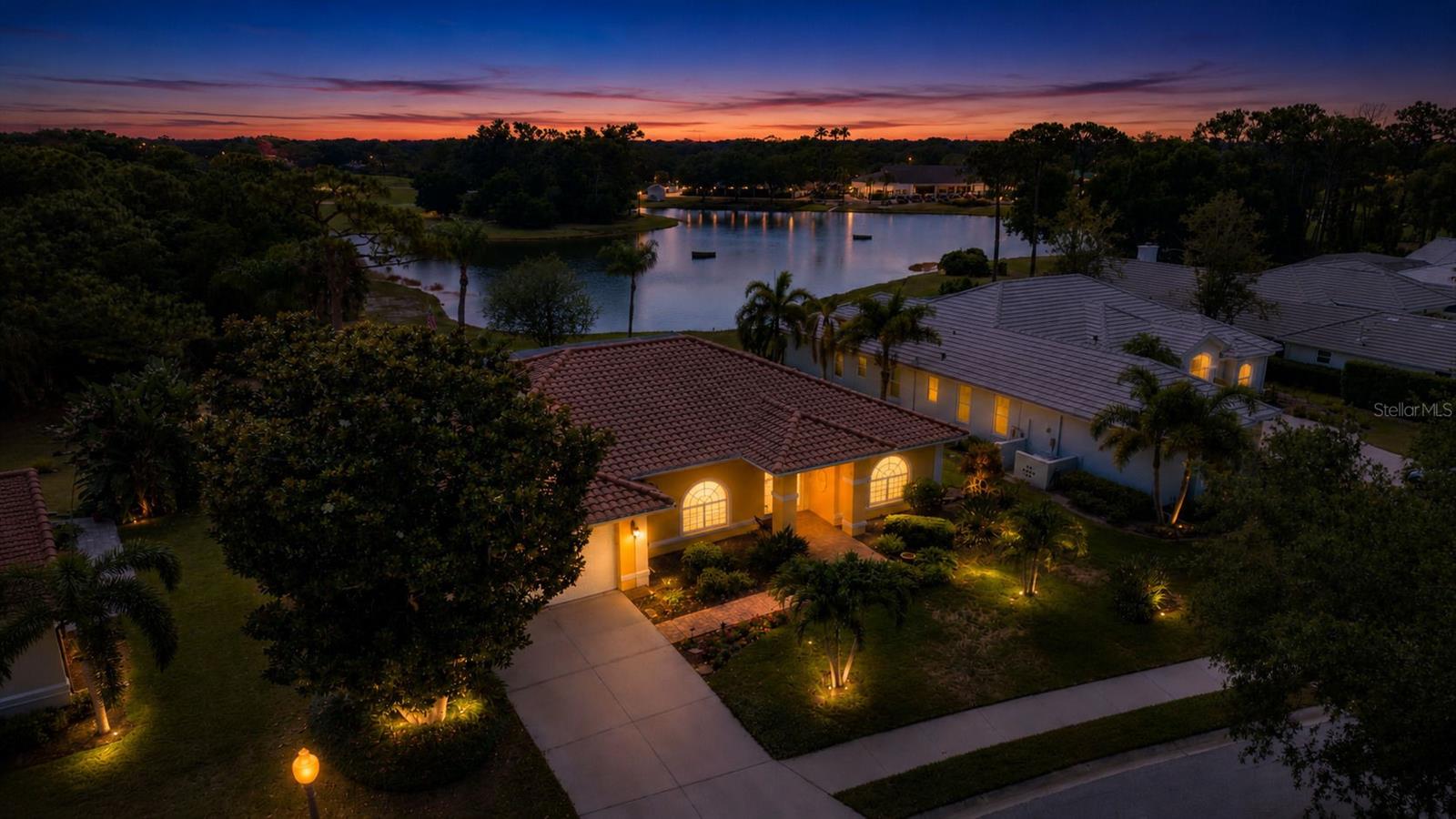 CALUSA LAKES - Residential