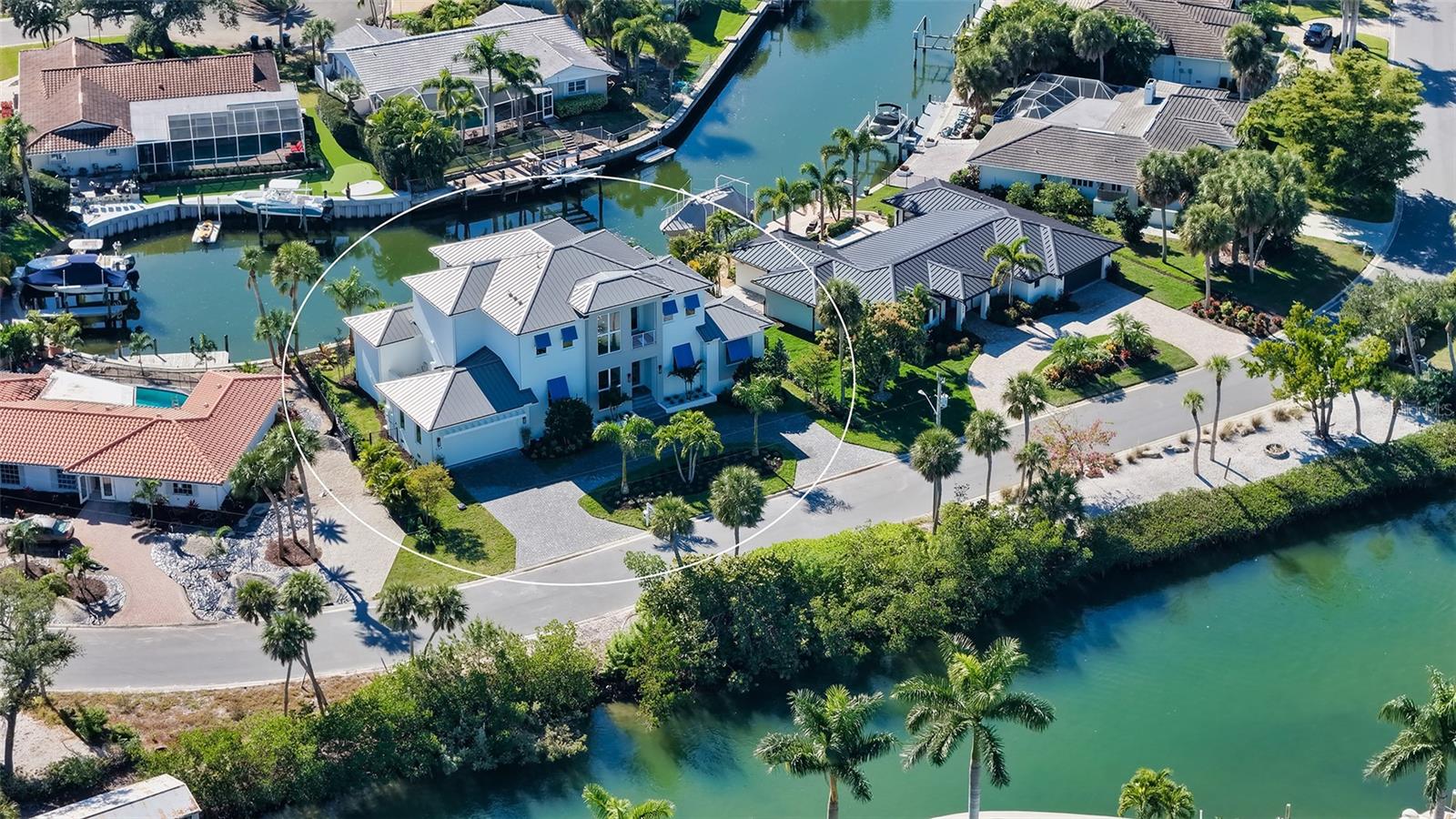 SIESTAS BAYSIDE WATERSIDE EAST - Residential