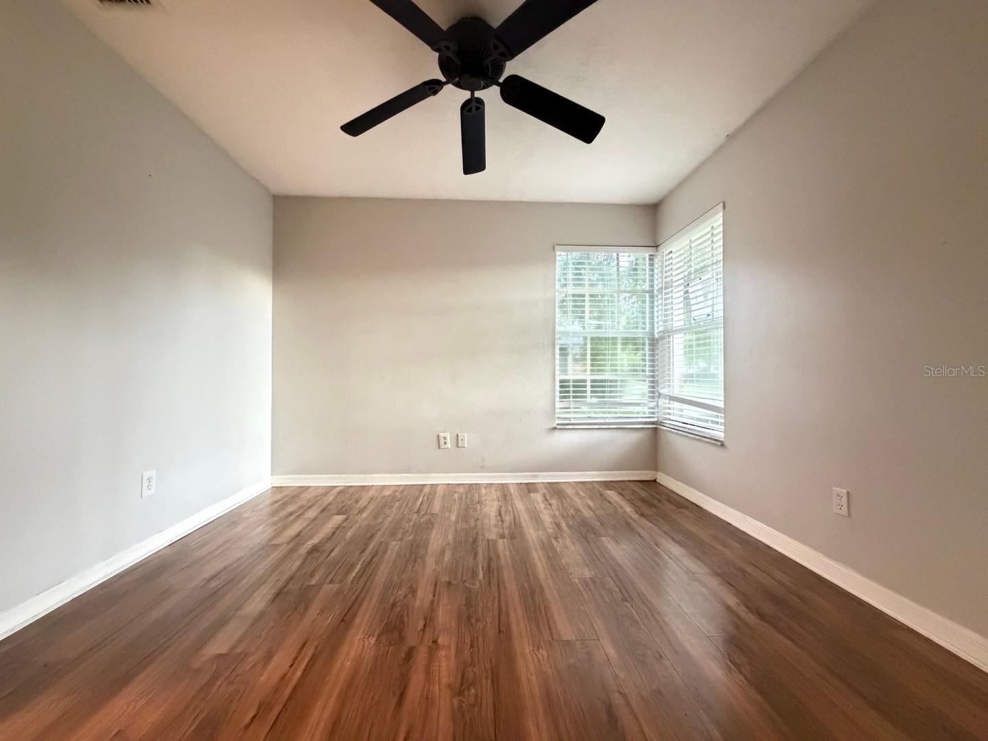 TWIN LAKE PH 02C - Residential