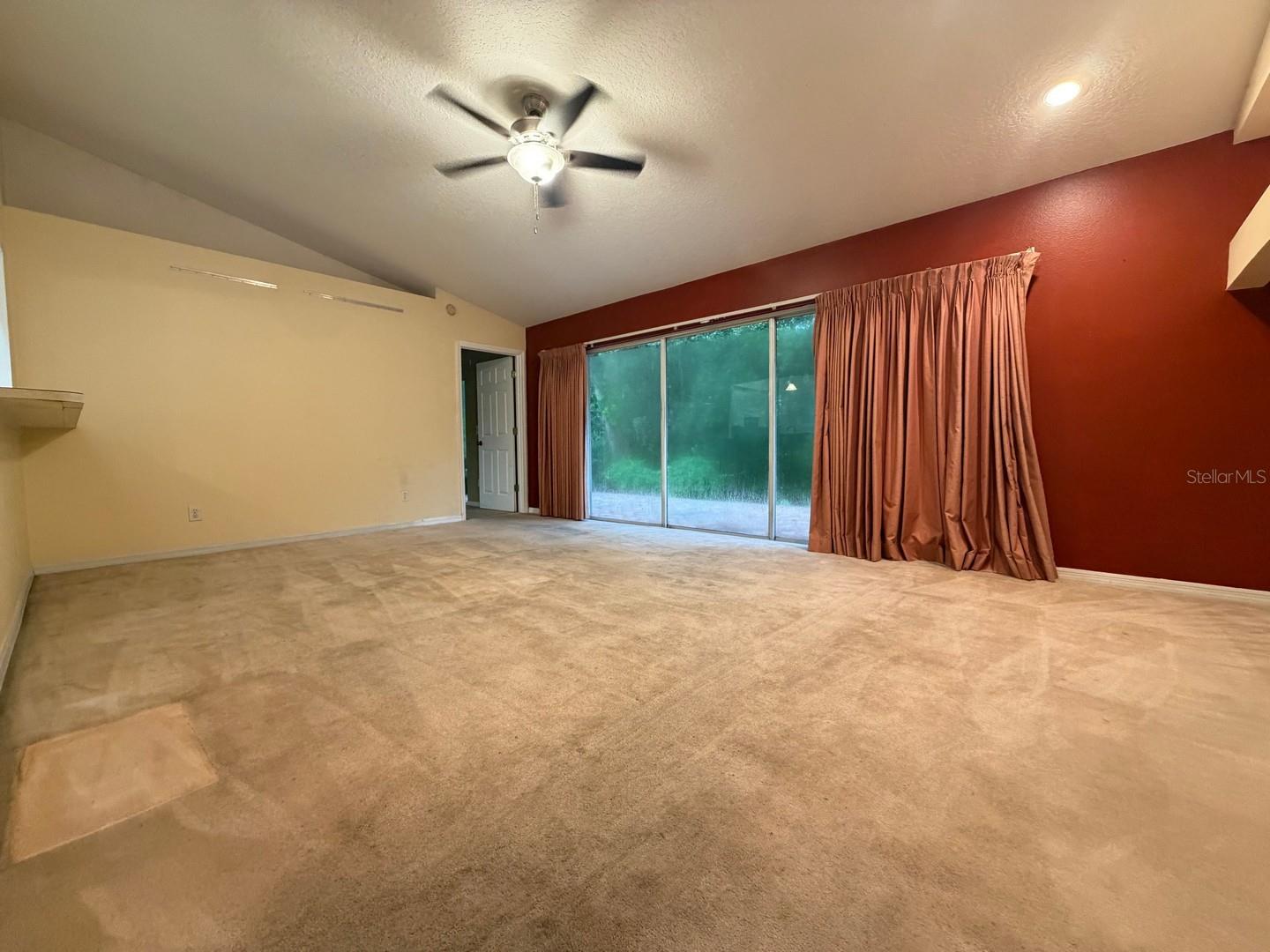 TWIN LAKE PH 02C - Residential