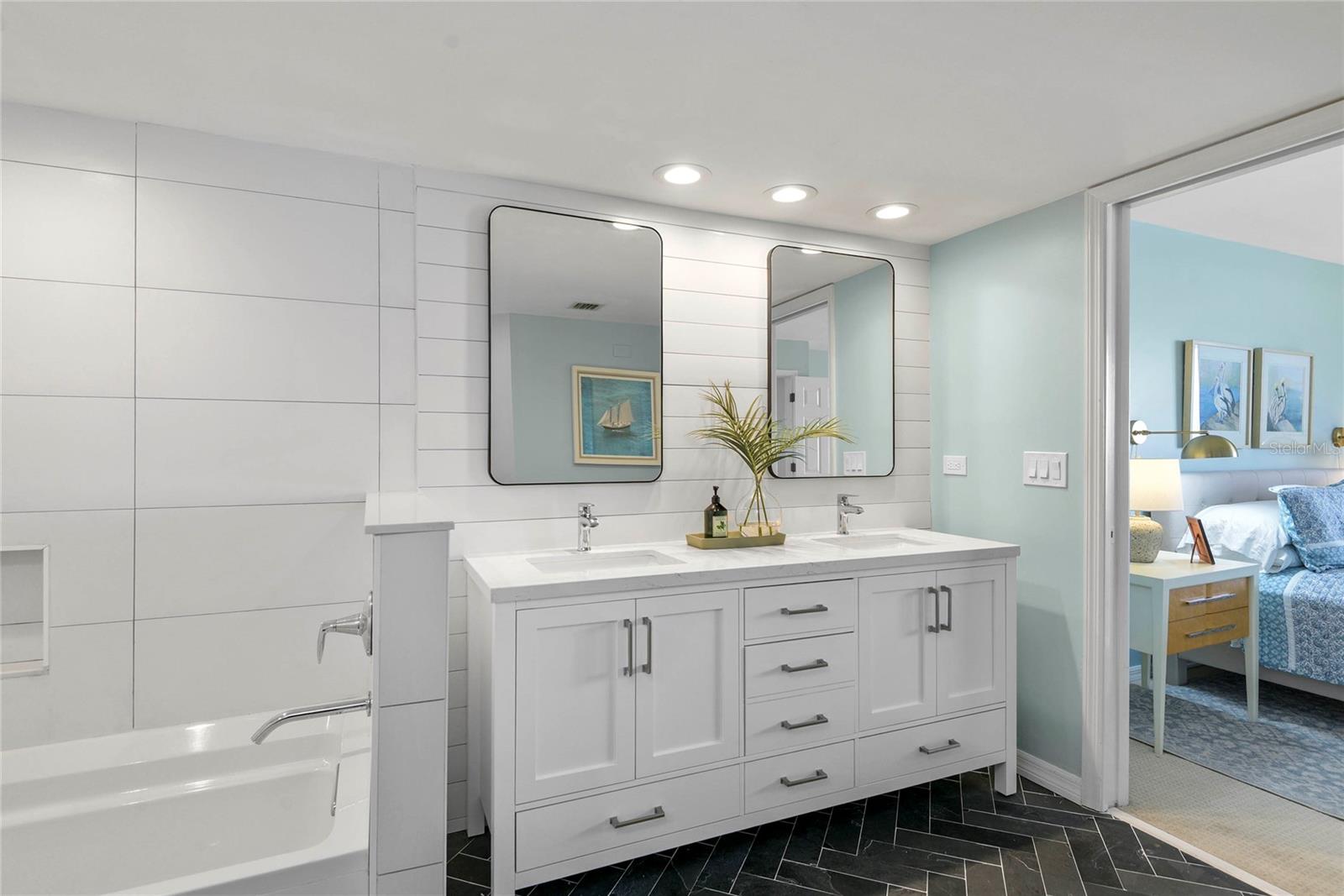 TRADEWINDS CONDO - Residential