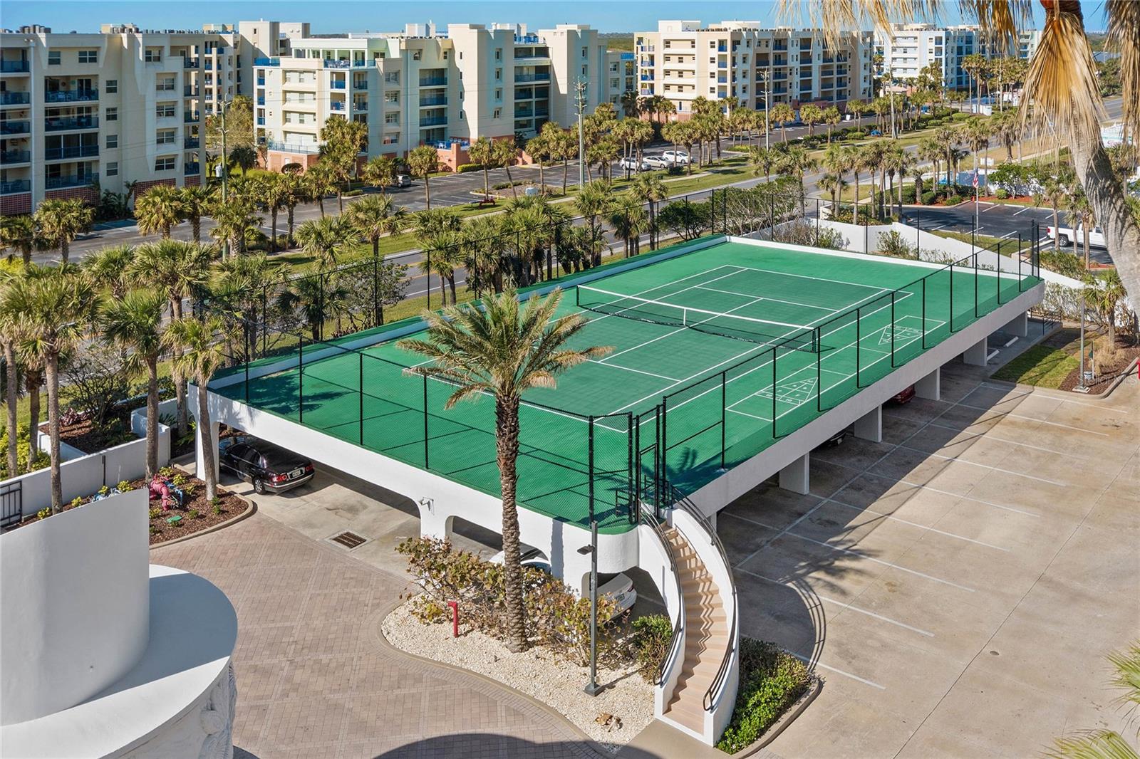 TRADEWINDS CONDO - Residential