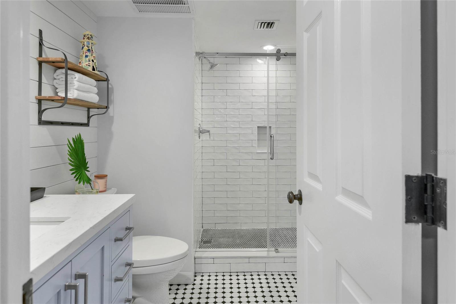 TRADEWINDS CONDO - Residential