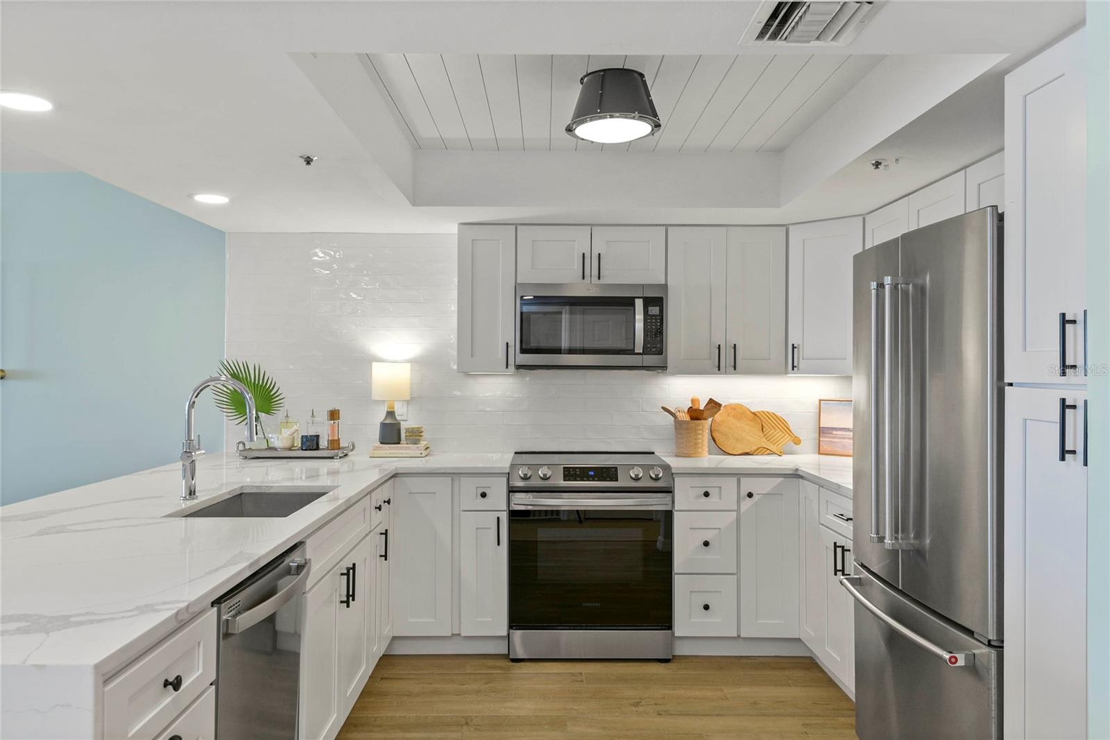 TRADEWINDS CONDO - Residential