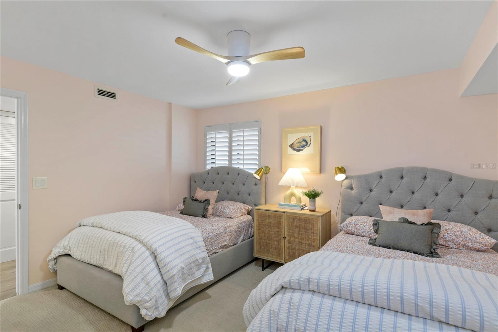 TRADEWINDS CONDO - Residential