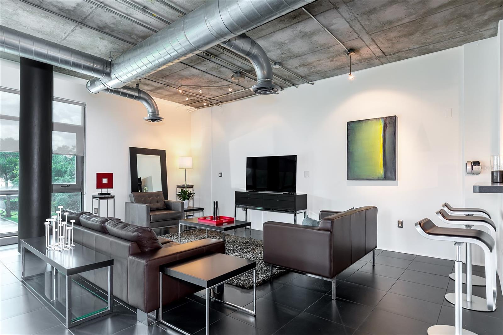 THORNTON PARK CENTRAL CONDO - Residential