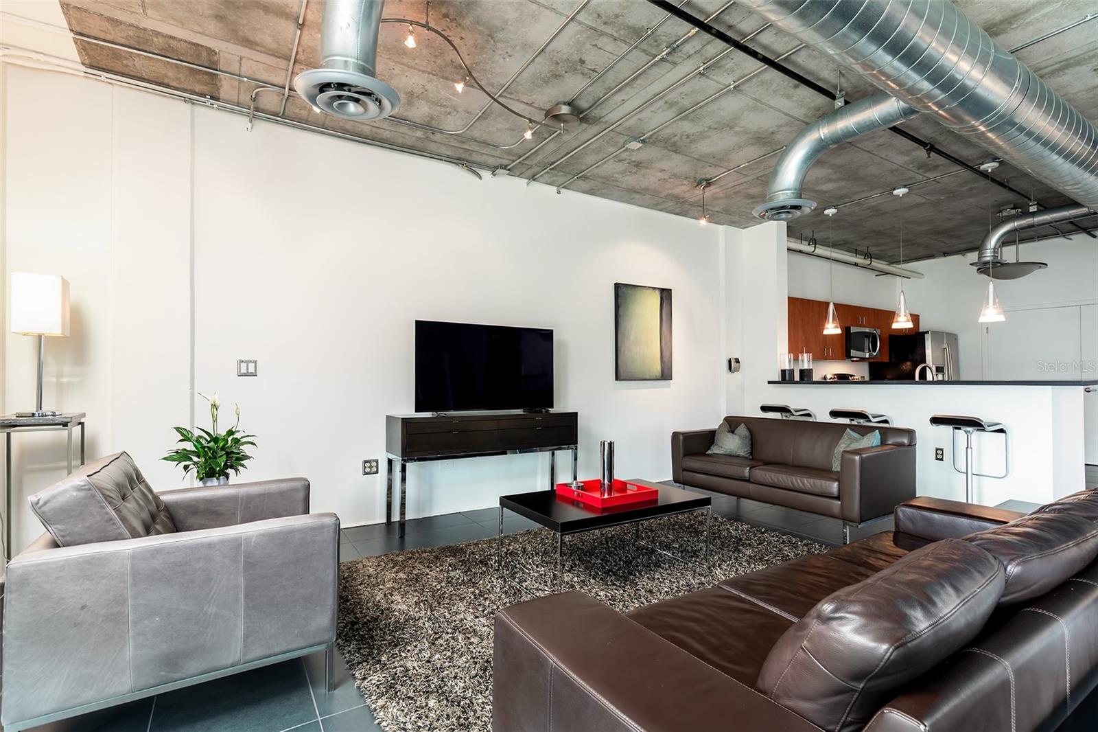 THORNTON PARK CENTRAL CONDO - Residential