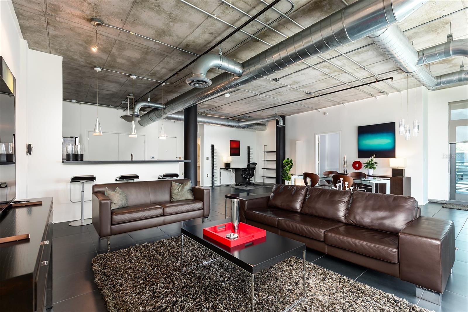 THORNTON PARK CENTRAL CONDO - Residential
