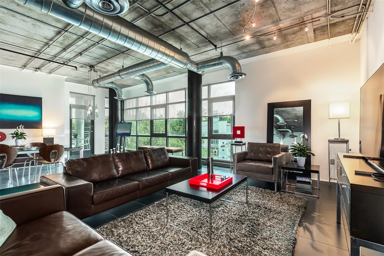 THORNTON PARK CENTRAL CONDO - Residential