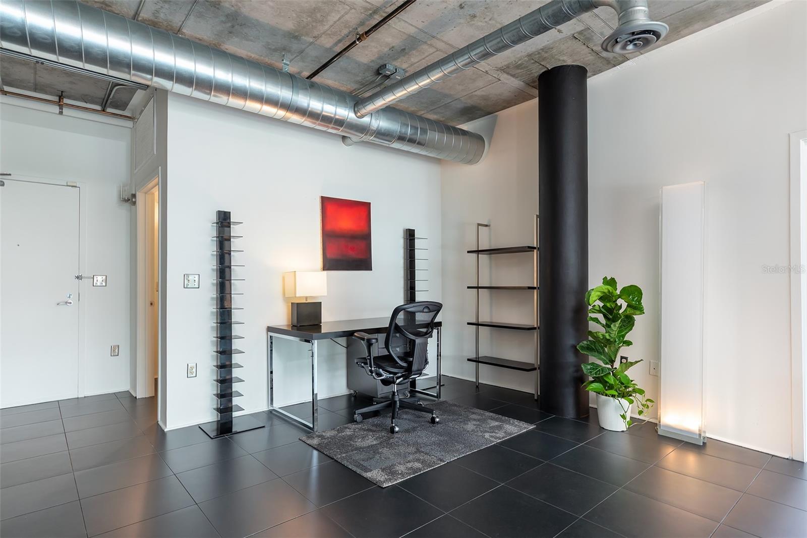 THORNTON PARK CENTRAL CONDO - Residential