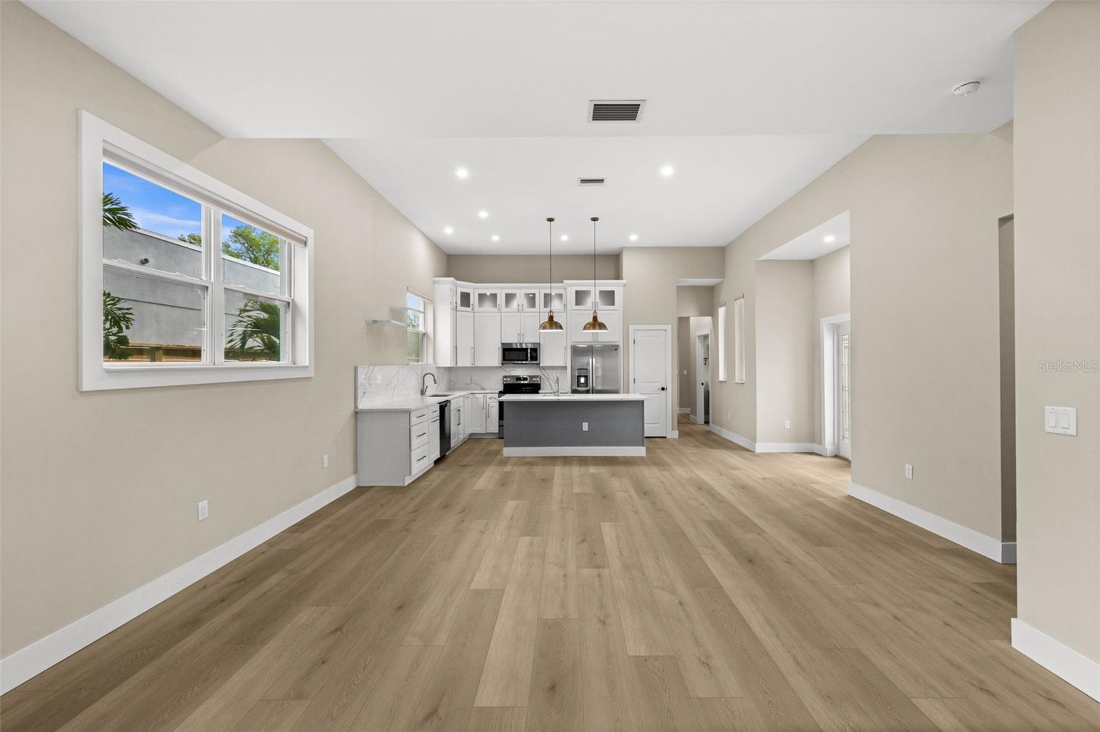 RIDGEWOOD - Residential
