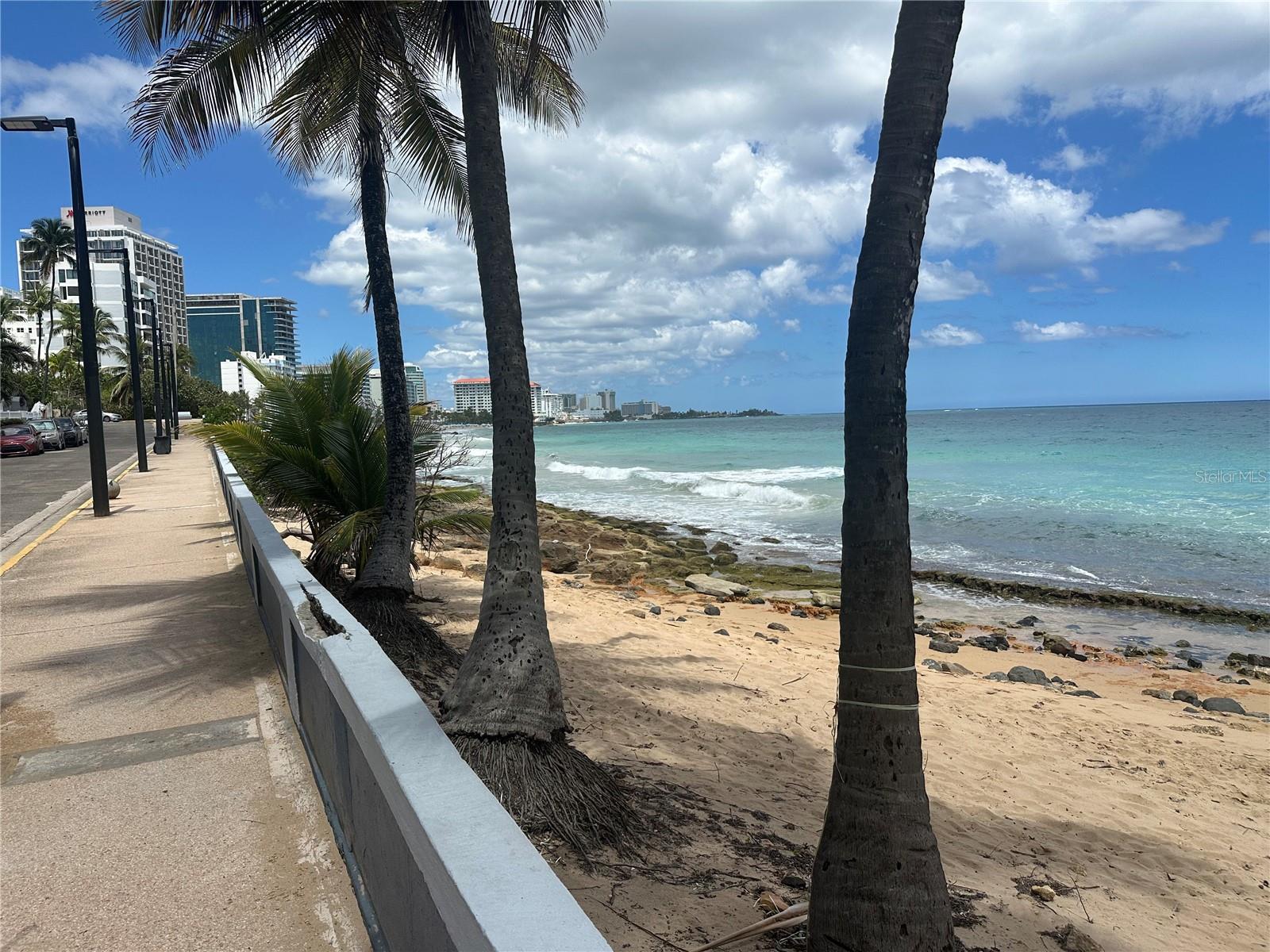 CONDADO SUITES - Residential