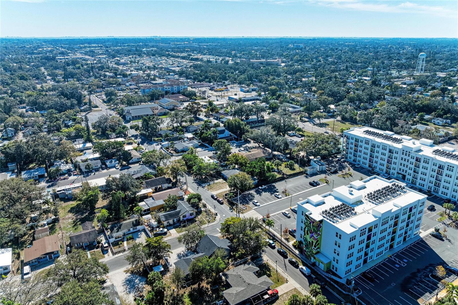 MAPLE COURT - Residential
