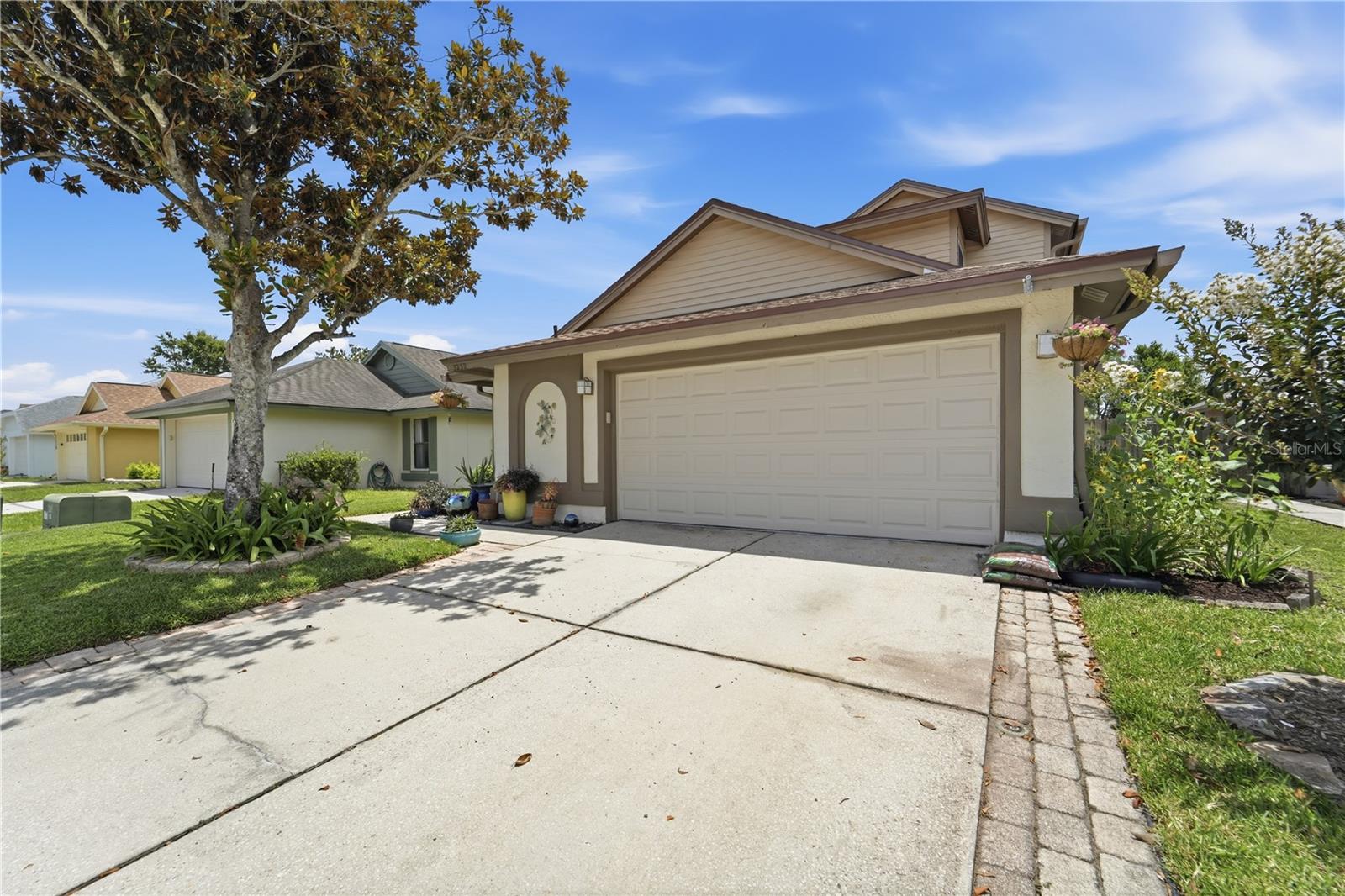 HOLLOWBROOK WEST PH 4 - Residential