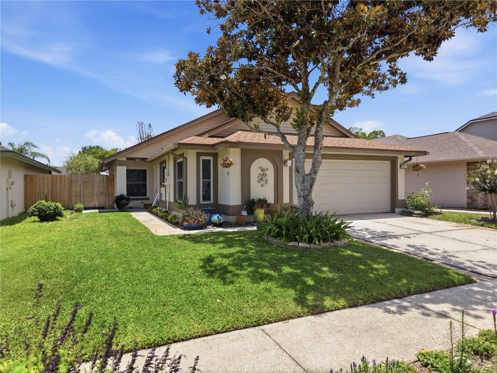 HOLLOWBROOK WEST PH 4 - Residential