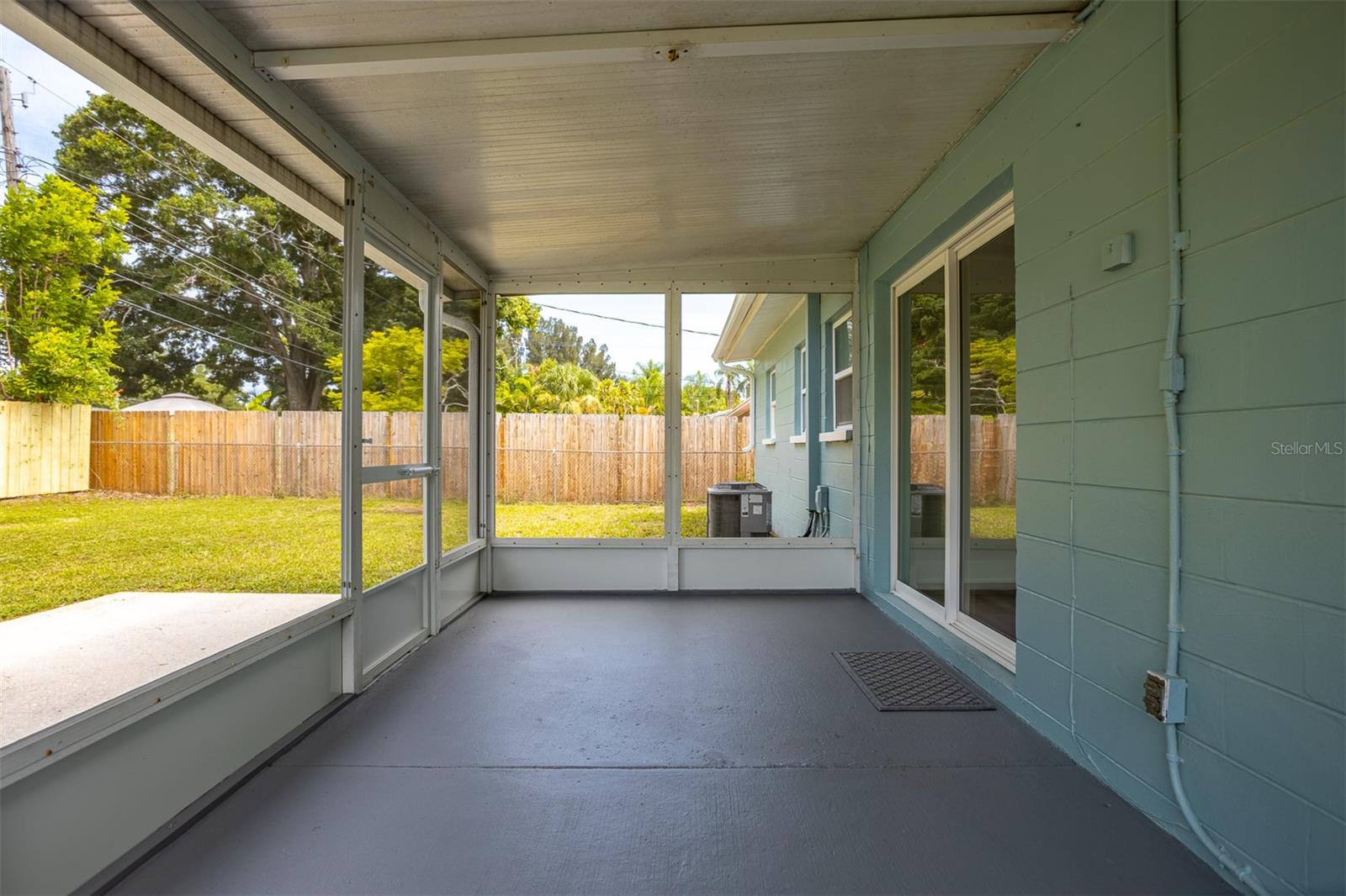 TERESA GARDENS 1ST ADD - Residential