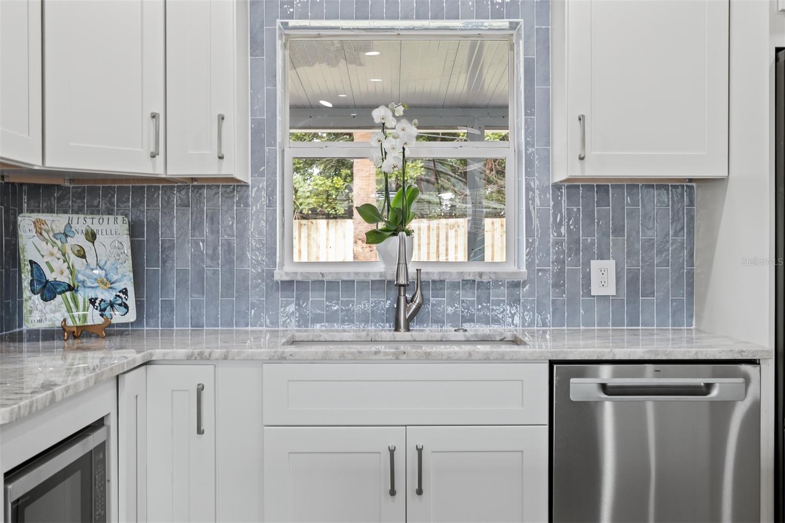 TERESA GARDENS 1ST ADD - Residential