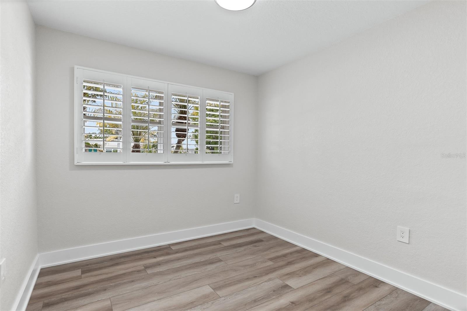 TERESA GARDENS 1ST ADD - Residential