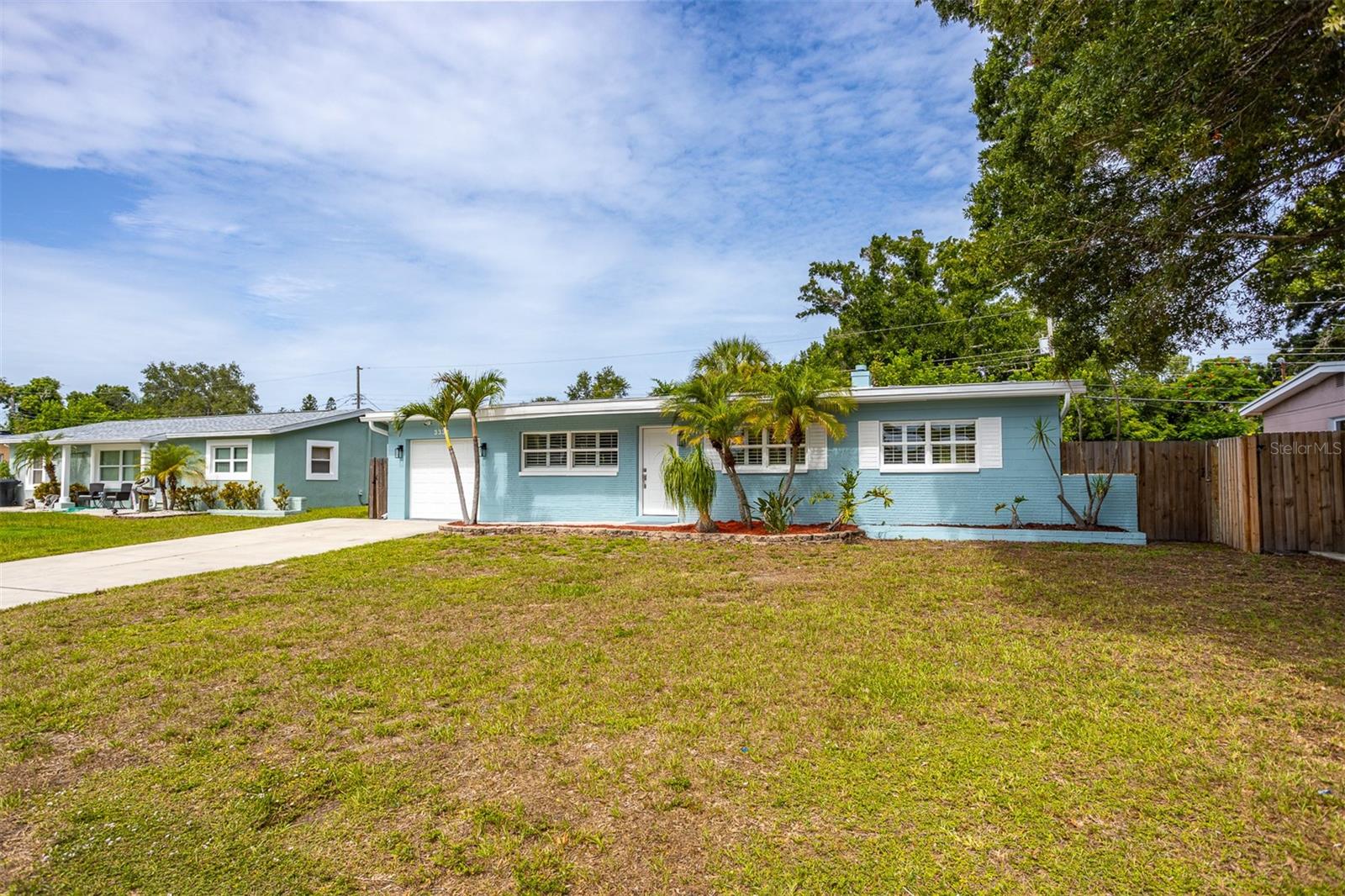 TERESA GARDENS 1ST ADD - Residential