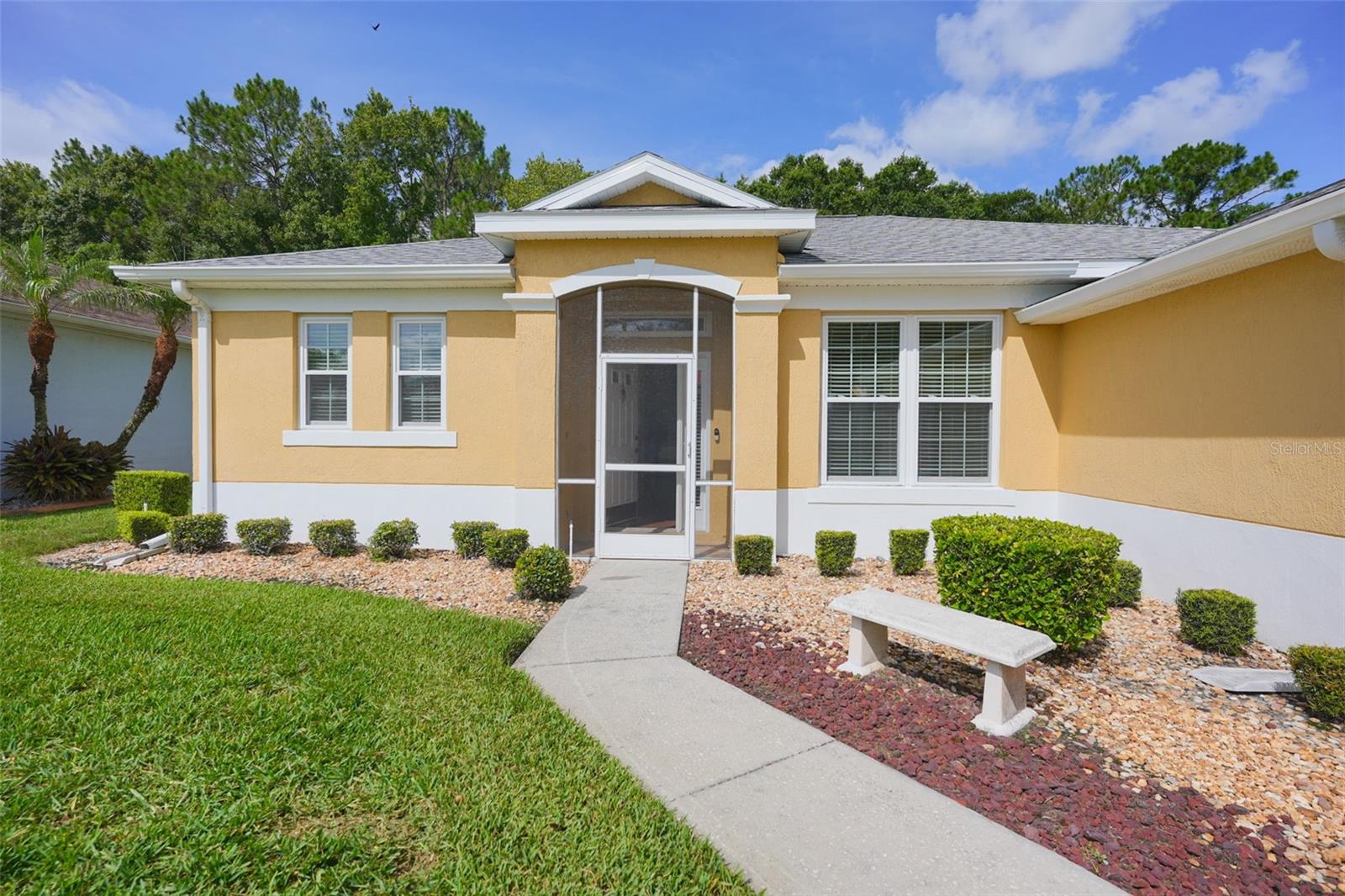CARILLON LAKES REP - Residential