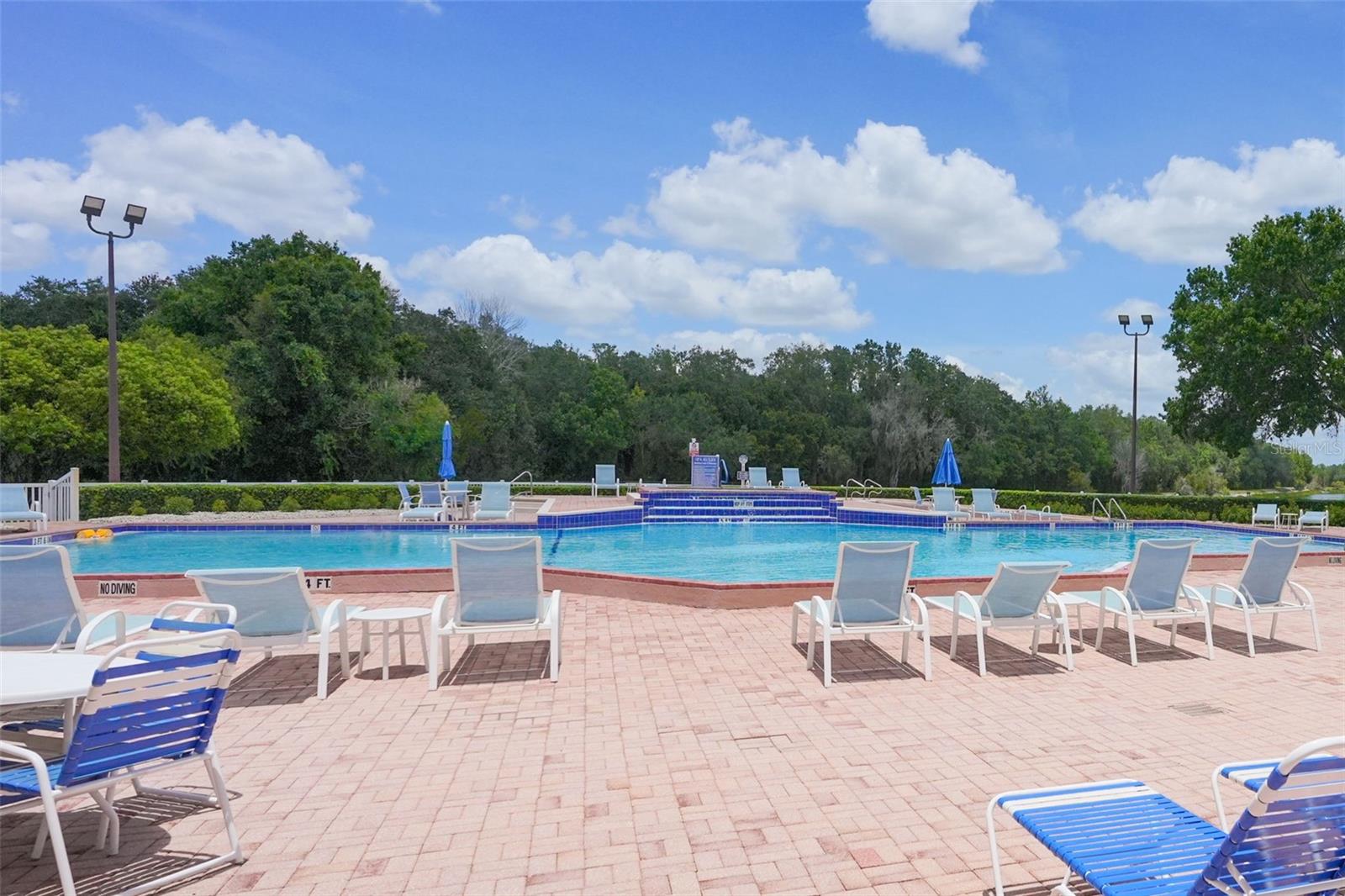 CARILLON LAKES REP - Residential