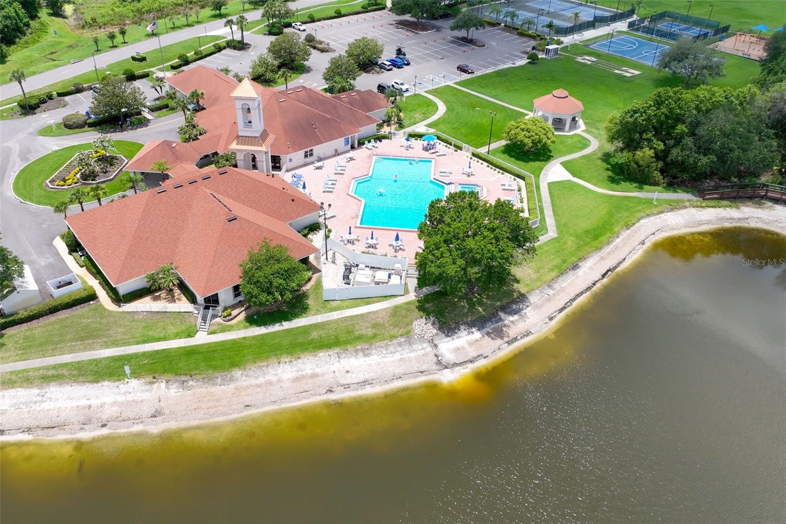 CARILLON LAKES REP - Residential