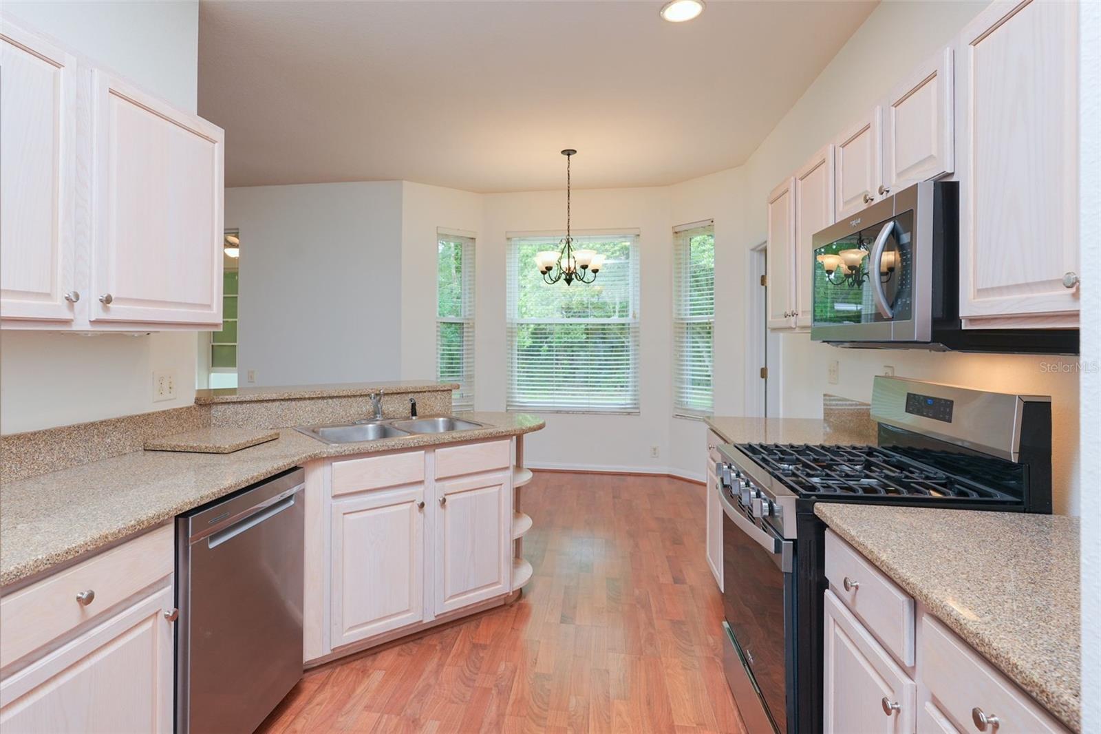 CARILLON LAKES REP - Residential