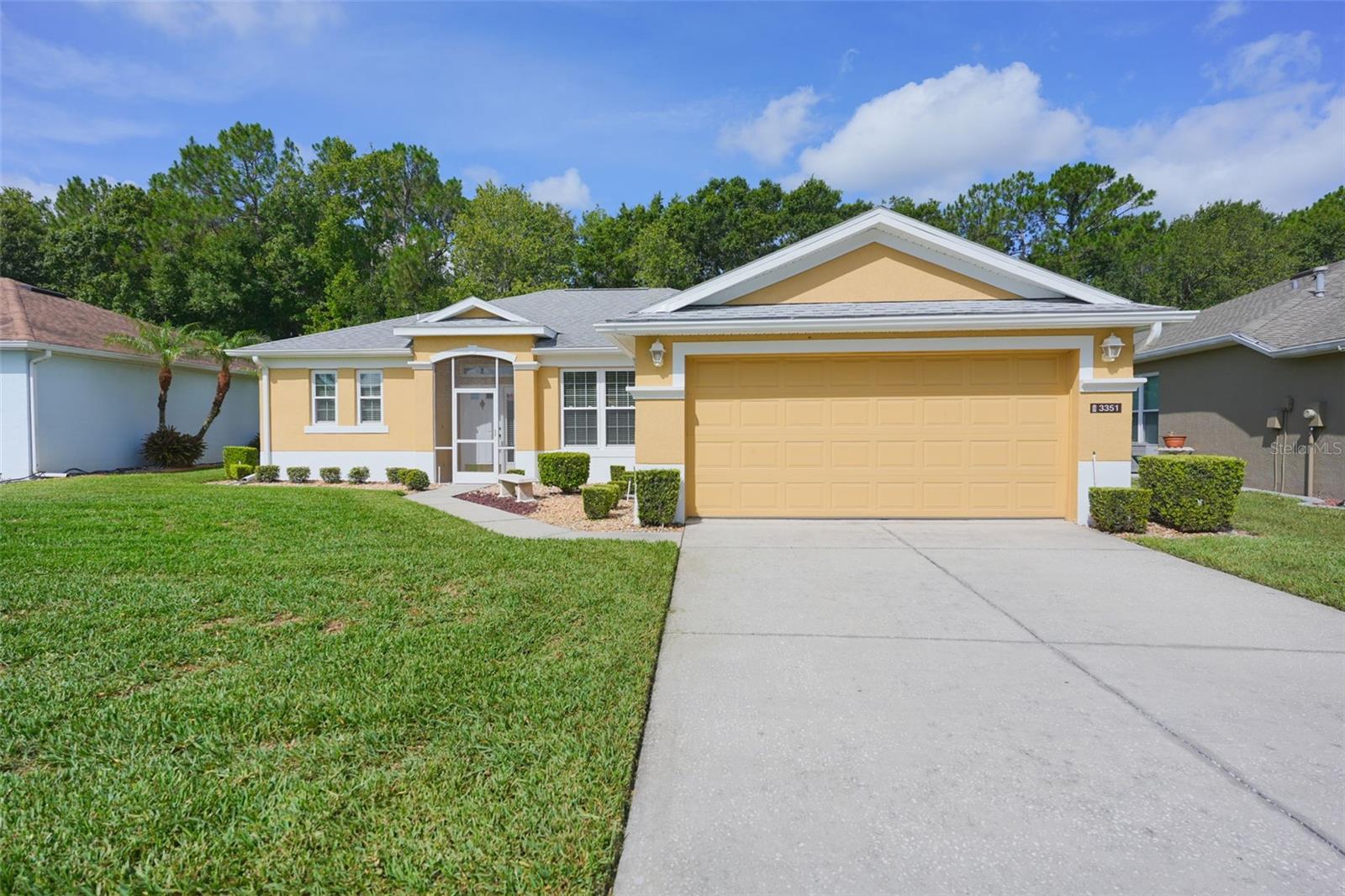 CARILLON LAKES REP - Residential