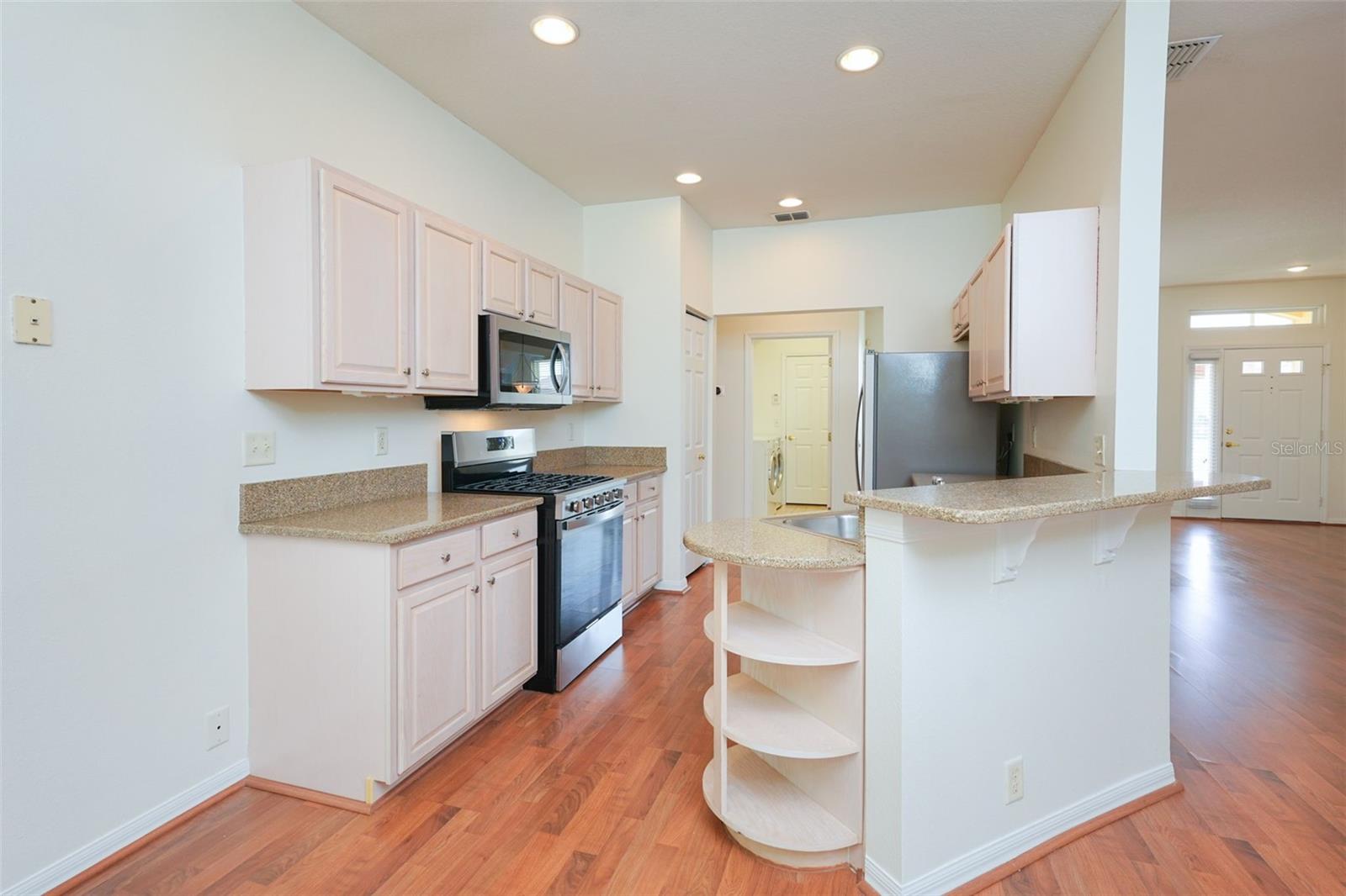 CARILLON LAKES REP - Residential