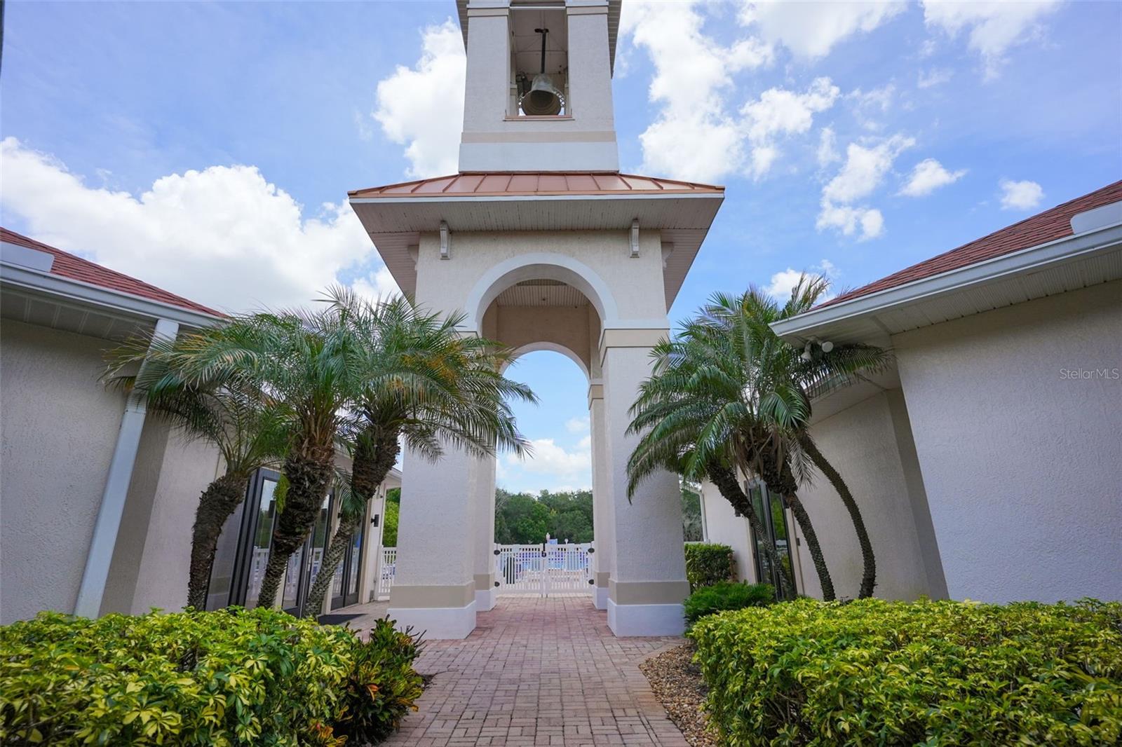 CARILLON LAKES REP - Residential