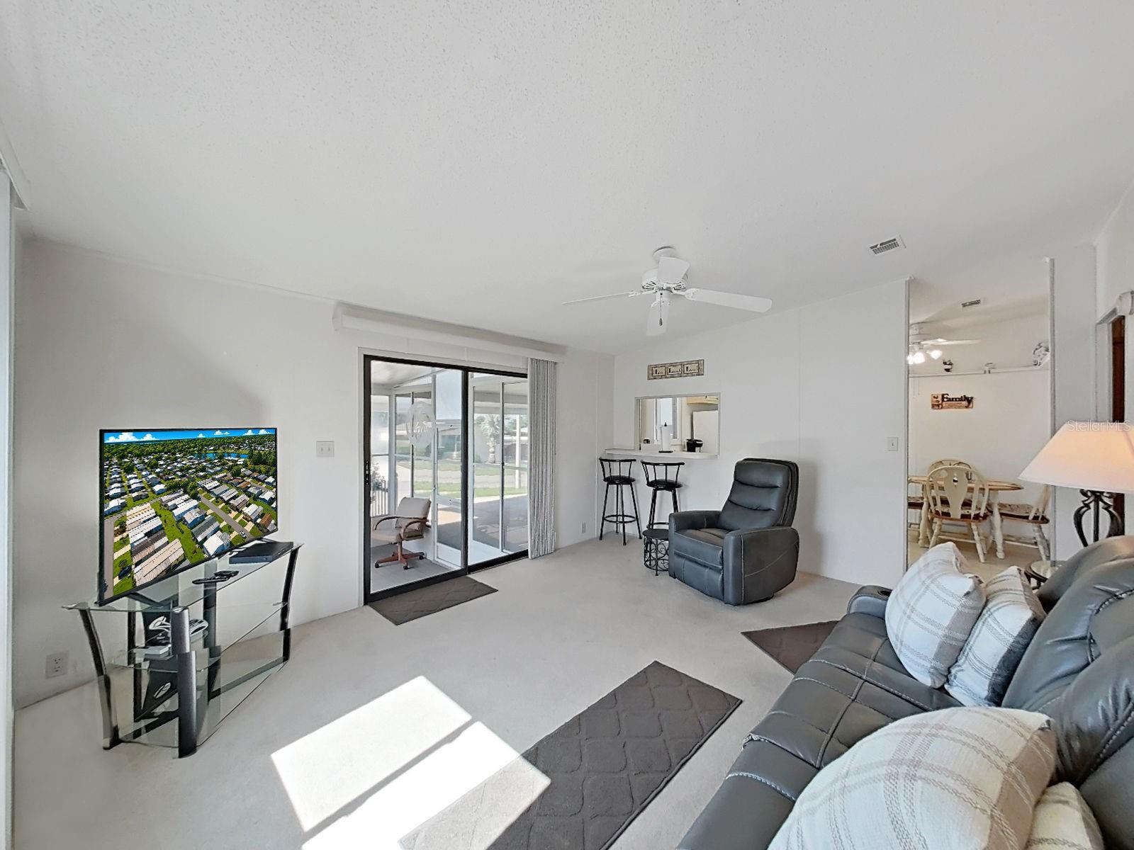 FOXWOOD LAKE ESTATES - Residential