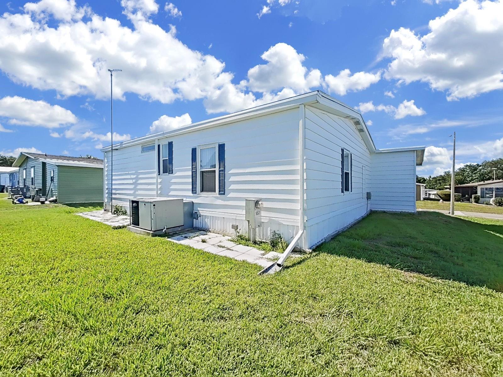 FOXWOOD LAKE ESTATES - Residential