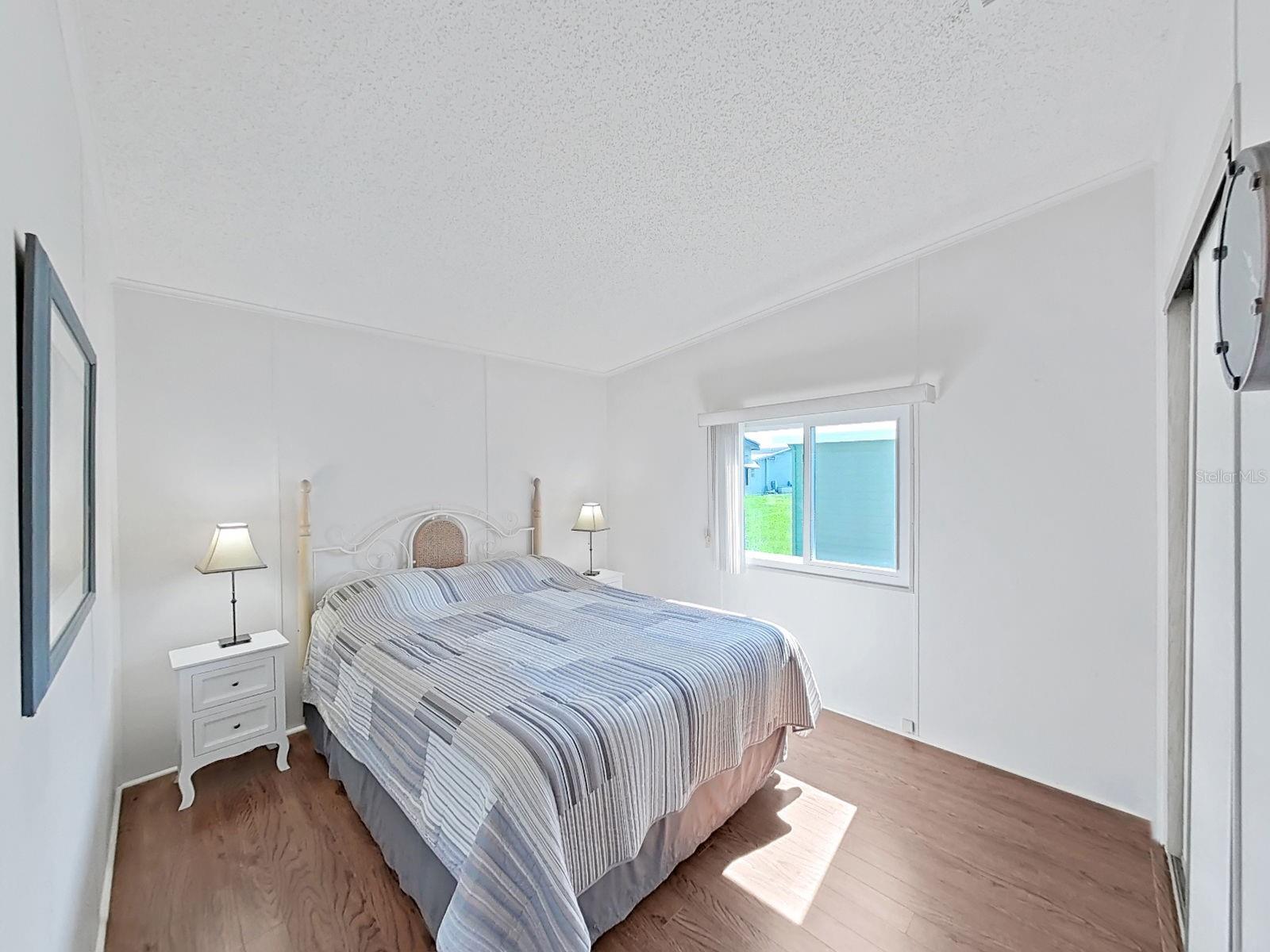 FOXWOOD LAKE ESTATES - Residential