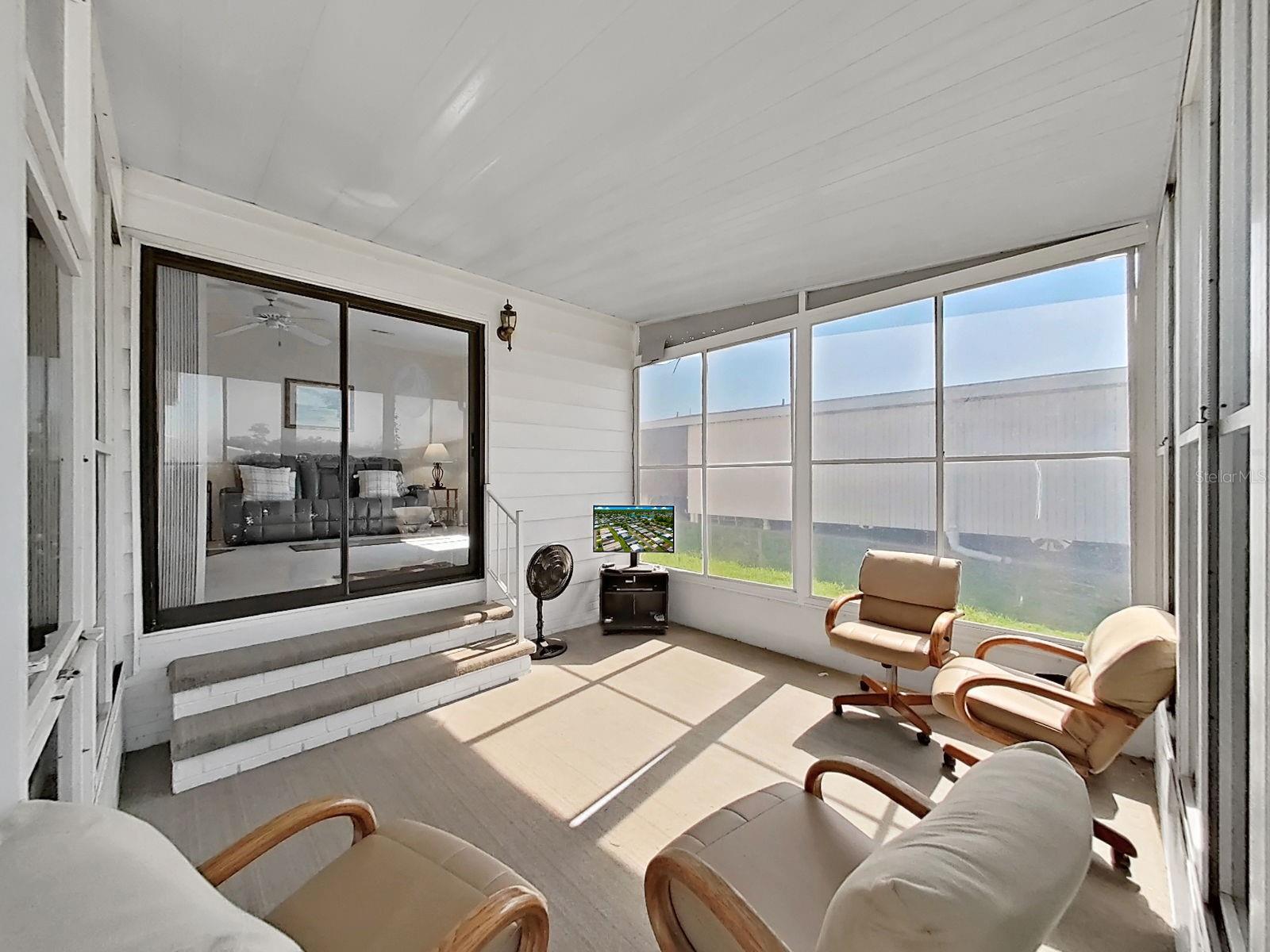 FOXWOOD LAKE ESTATES - Residential